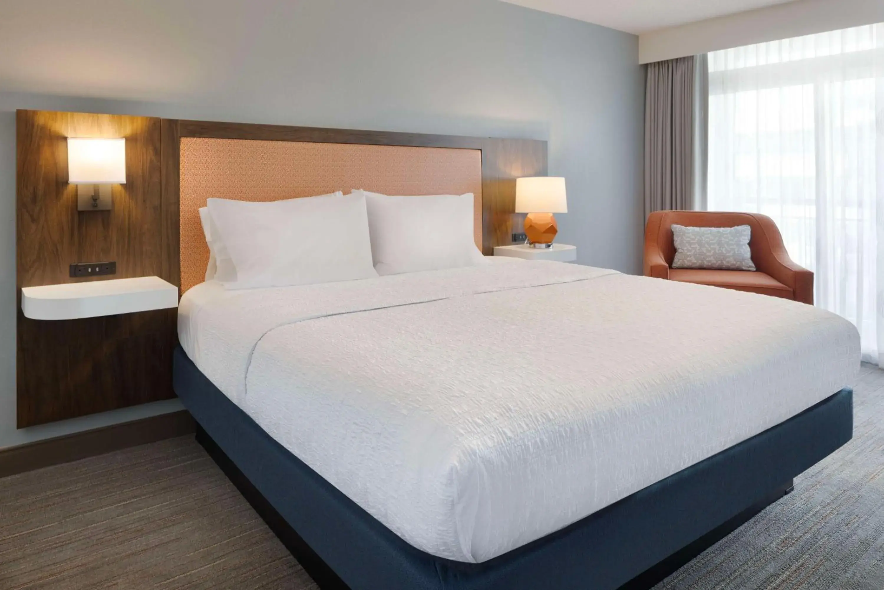 1 King 1 Bedroom Suite Oceanfront w/Kitchen in Hampton Inn & Suites Myrtle Beach Oceanfront 1 King 1 Bedroom Suite Oceanfront w/Kitchen in Hampton Inn & Suites Myrtle Beach Oceanfront