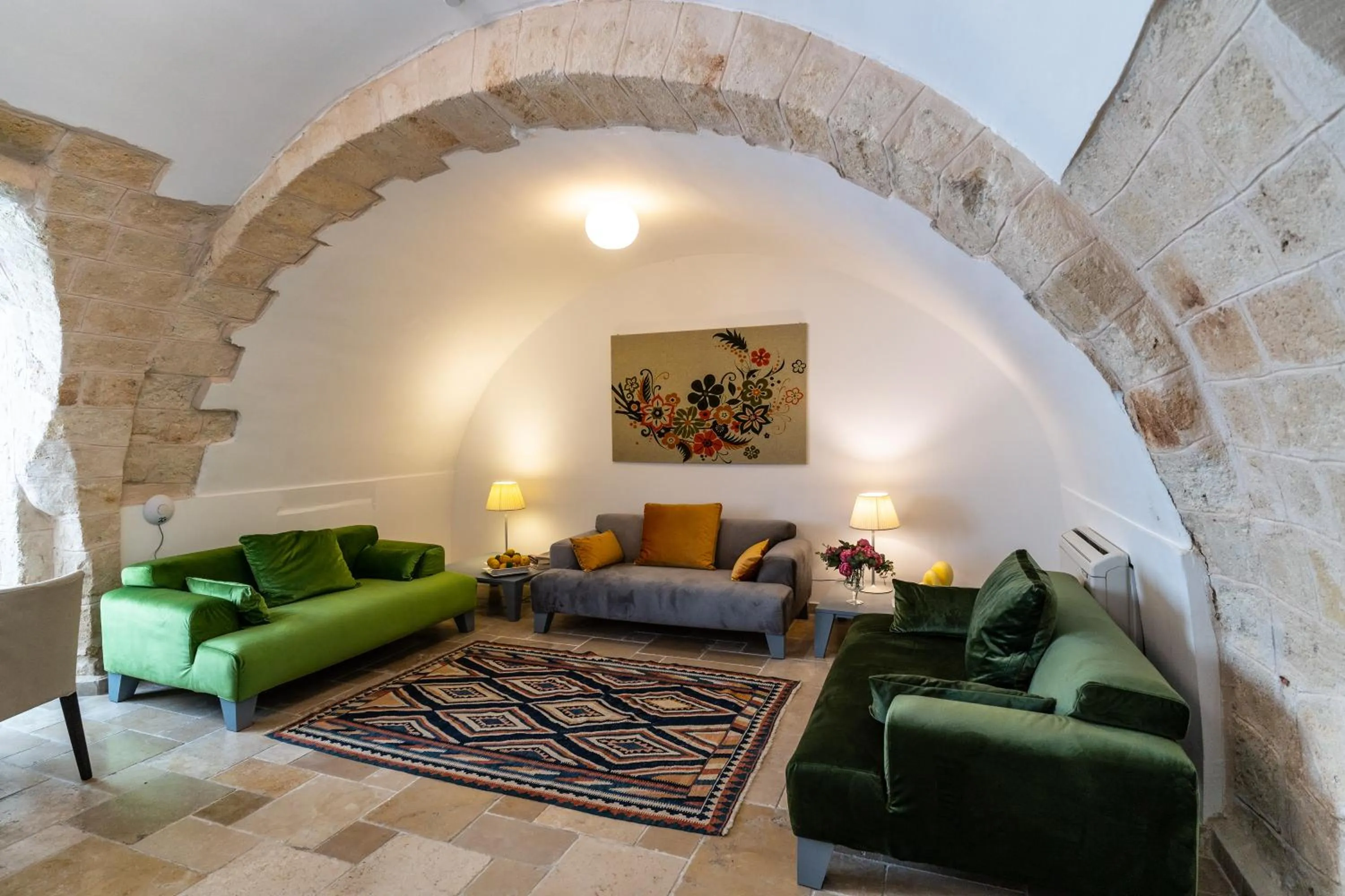 Communal lounge/ TV room in Palazzo Indelli