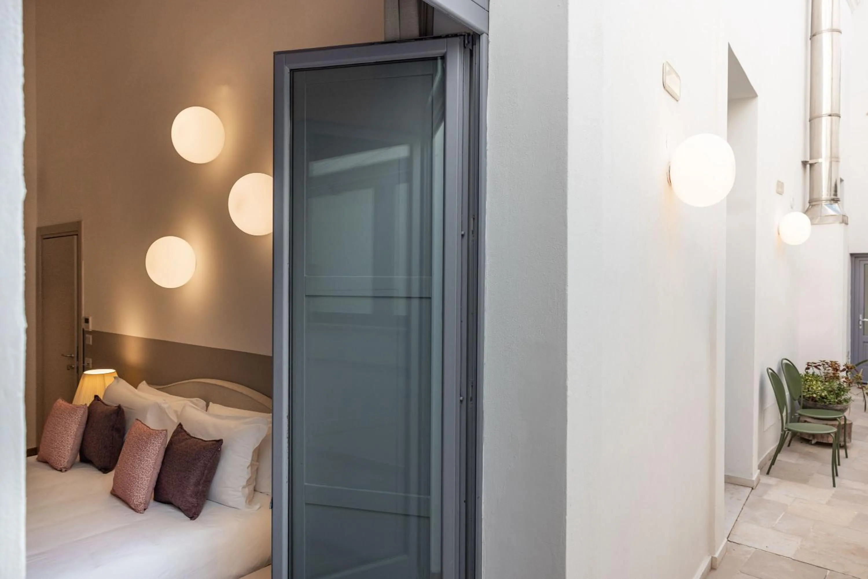 Property building, Bed in Palazzo Indelli