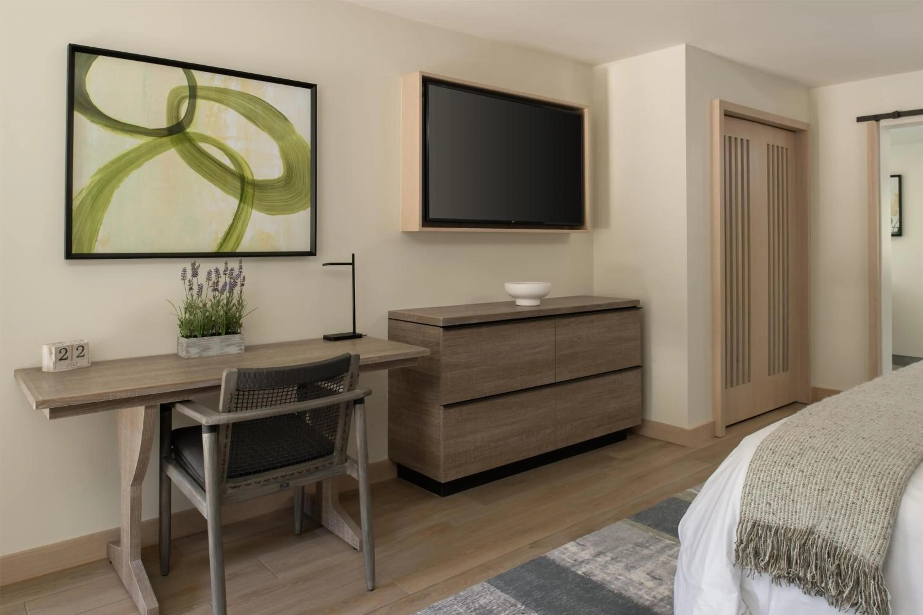 Bedroom, Bed in Casa Mani Resort Napa Valley, Curio Collection By Hilton