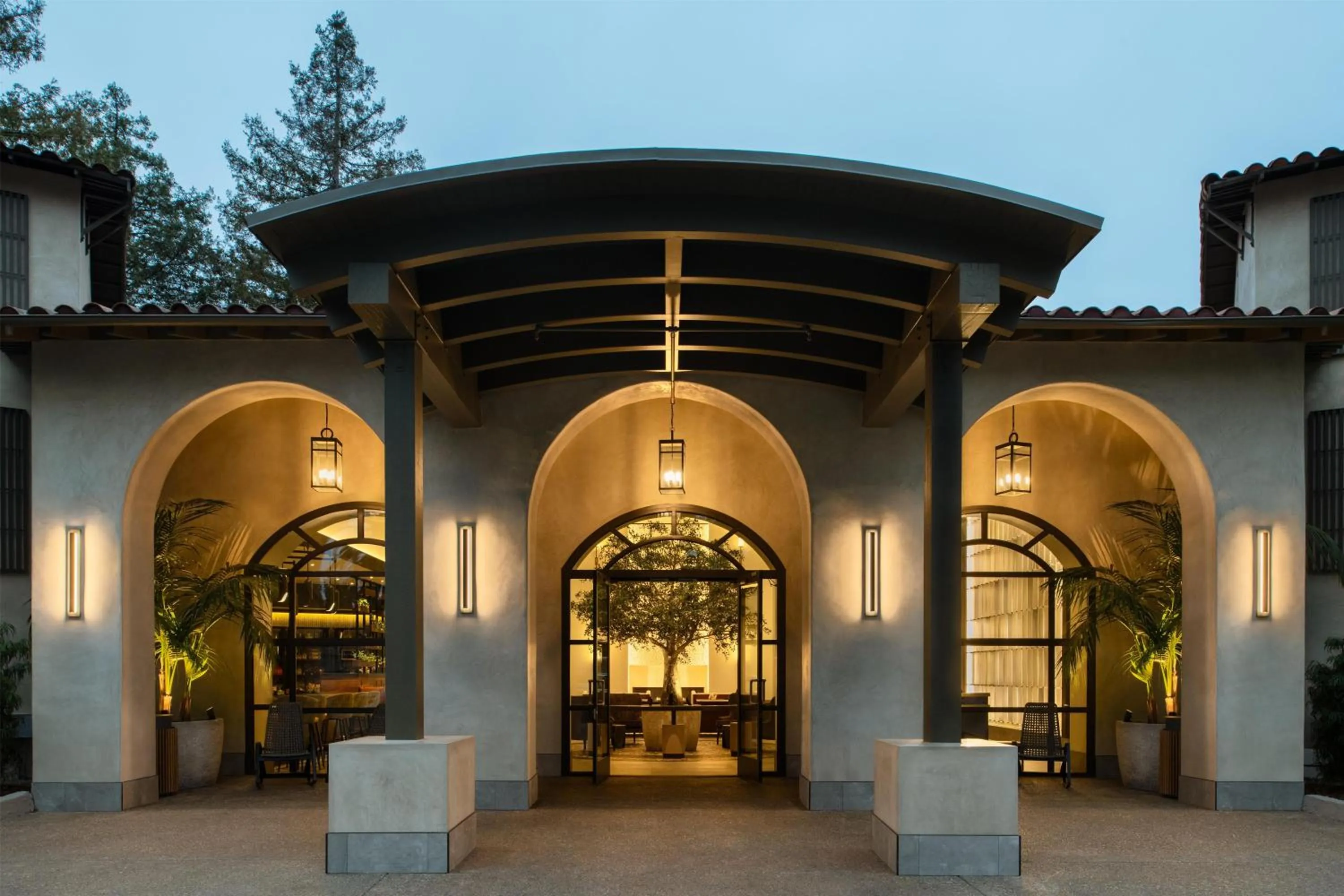 Property building in Casa Mani Resort Napa Valley, Curio Collection By Hilton