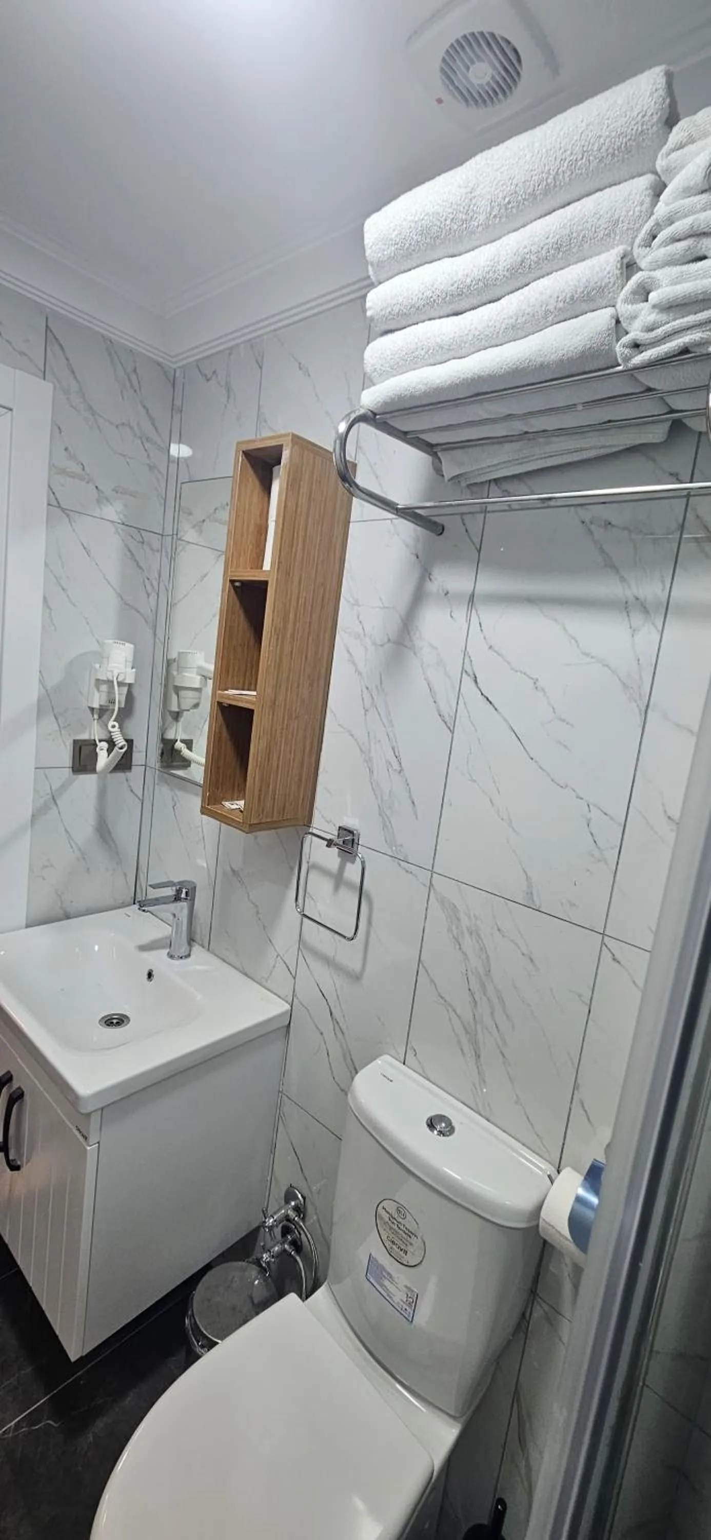 Shower in Seatanbul Hotel