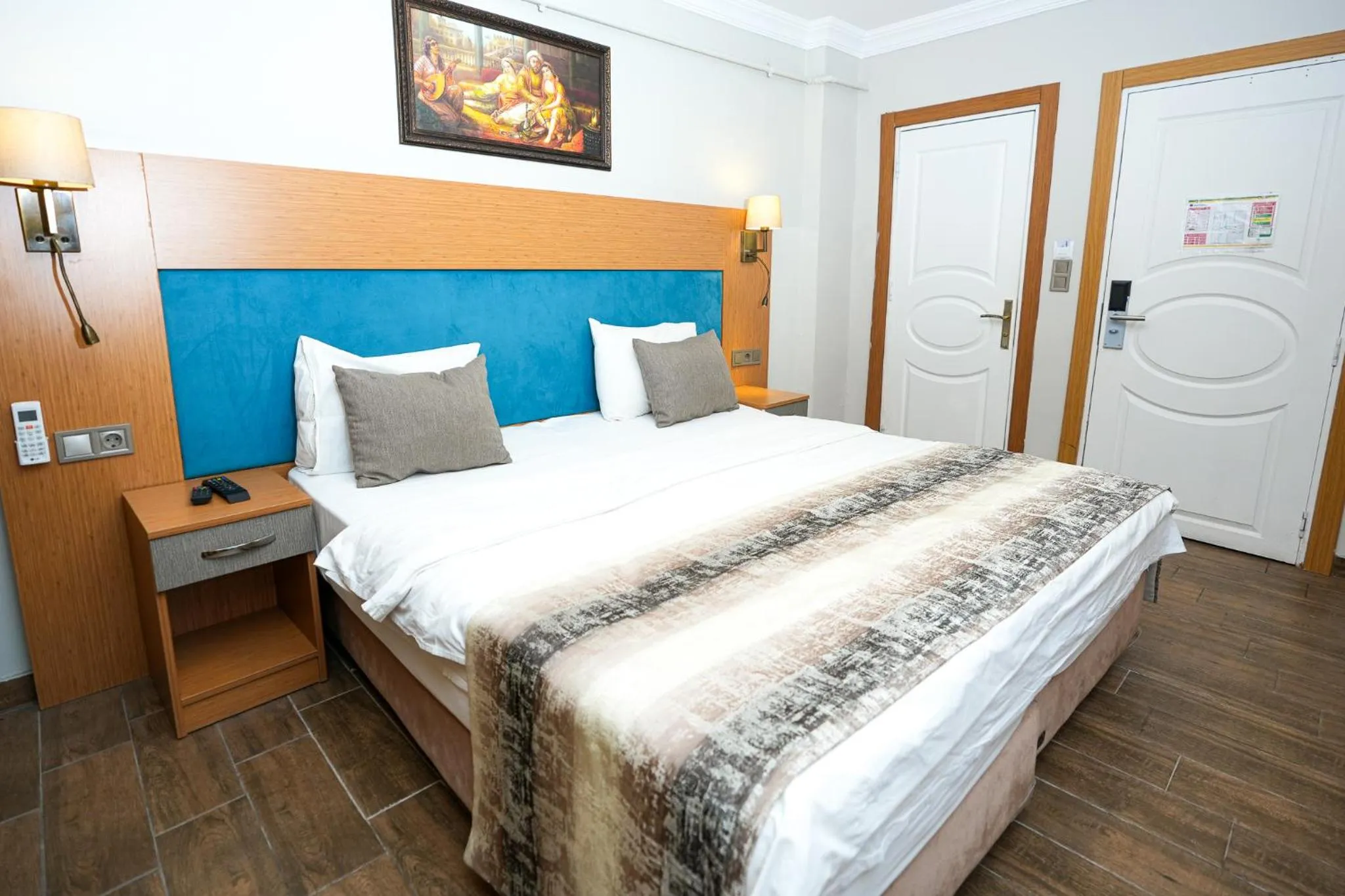 Bed in Seatanbul Hotel