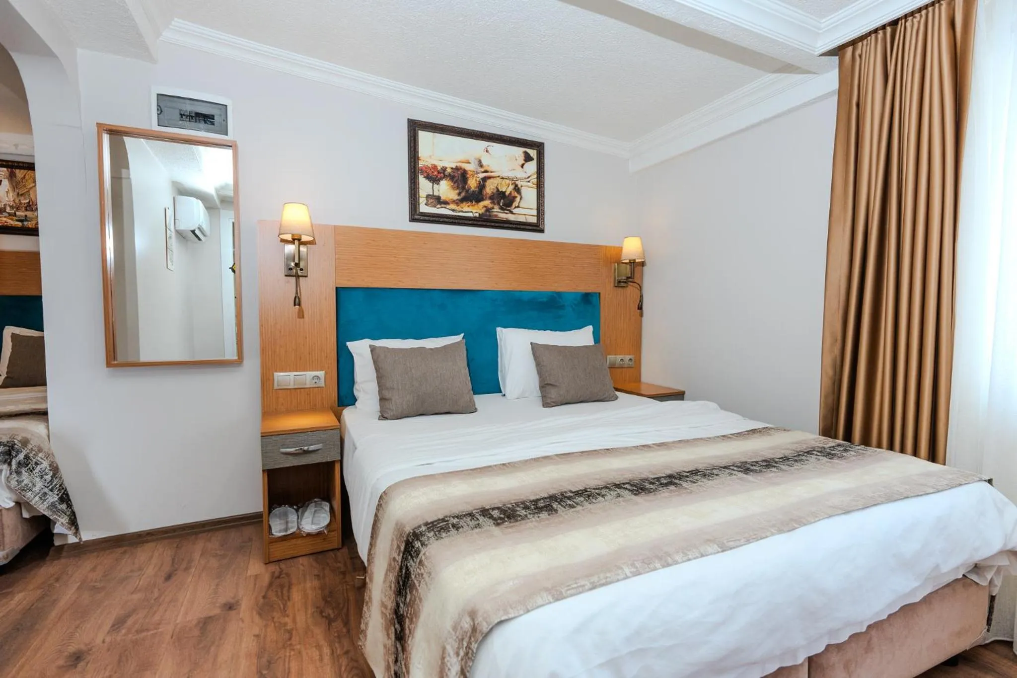 Bed in Seatanbul Hotel