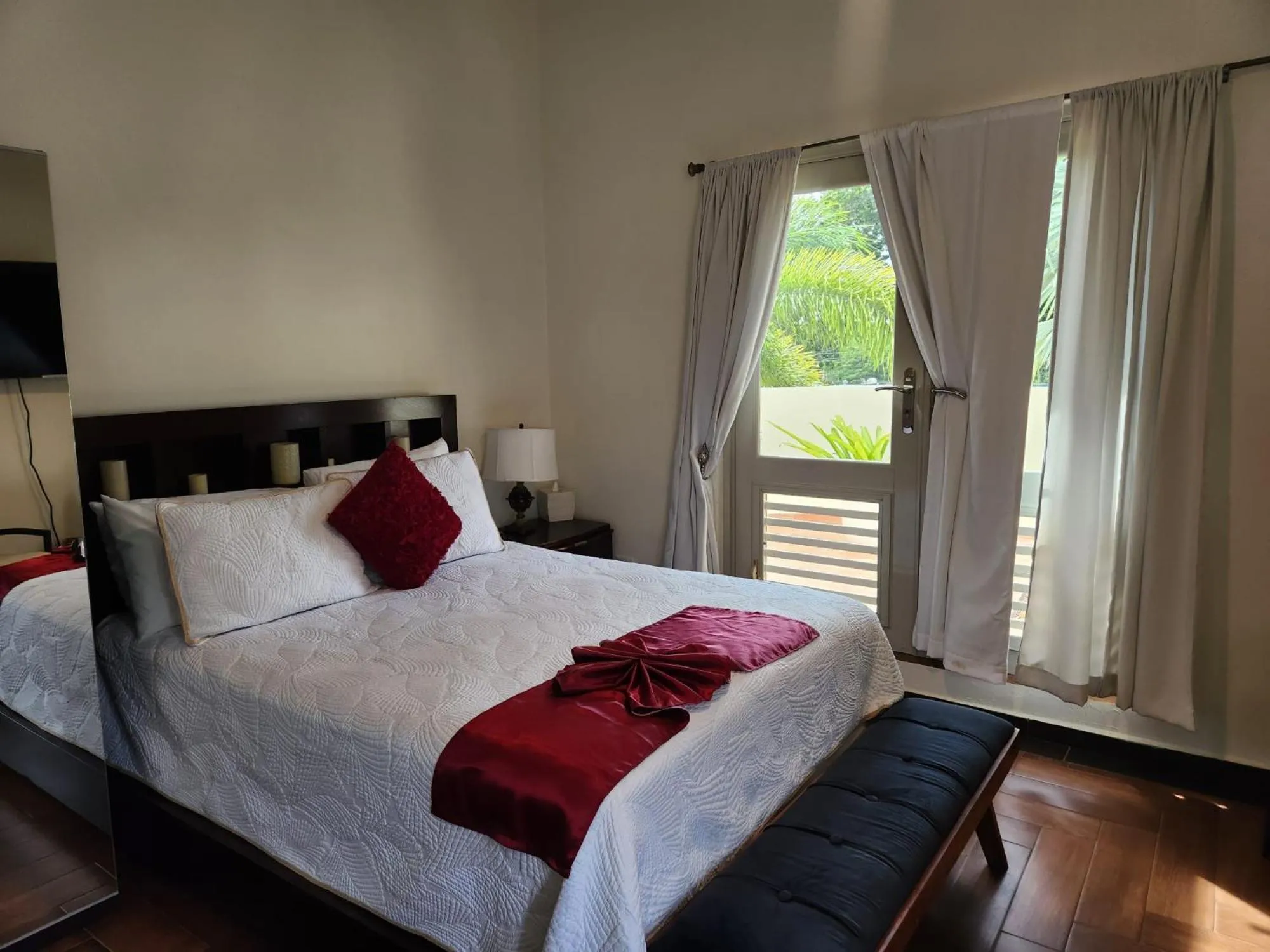 Decorative detail, Bed in Bella Noni B&B