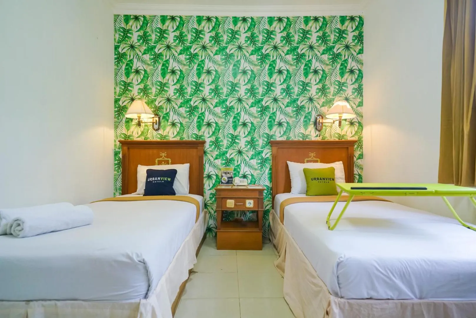 Photo of the whole room, Bed in Urbanview by Millenium Hotel