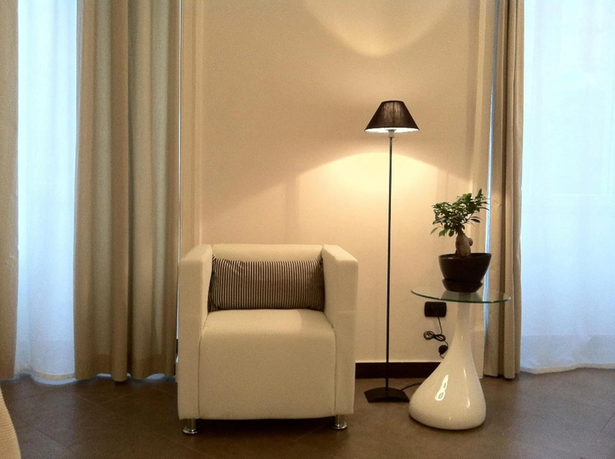 Seating area in iBed Napoli B&B