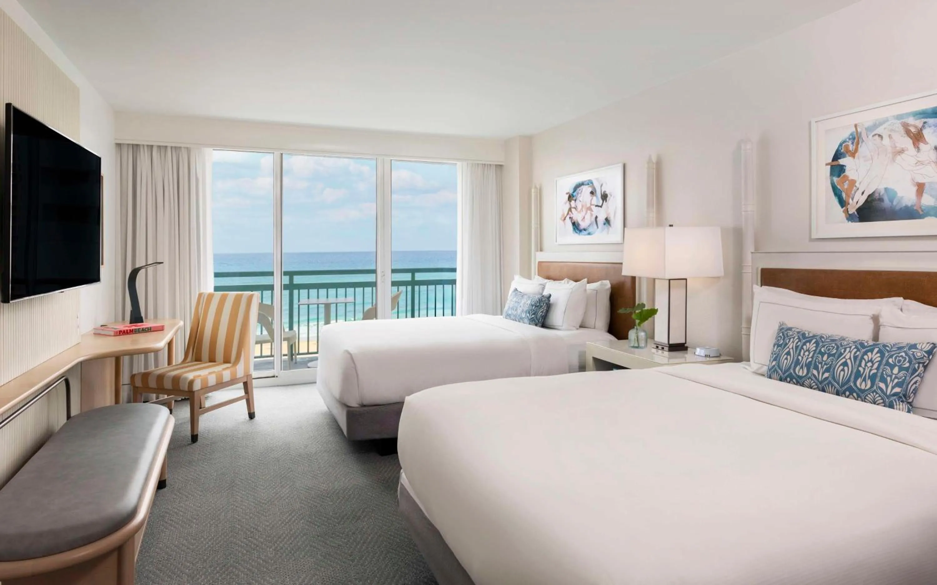 Bedroom, Bed in The Singer Oceanfront Resort, Curio Collection by Hilton