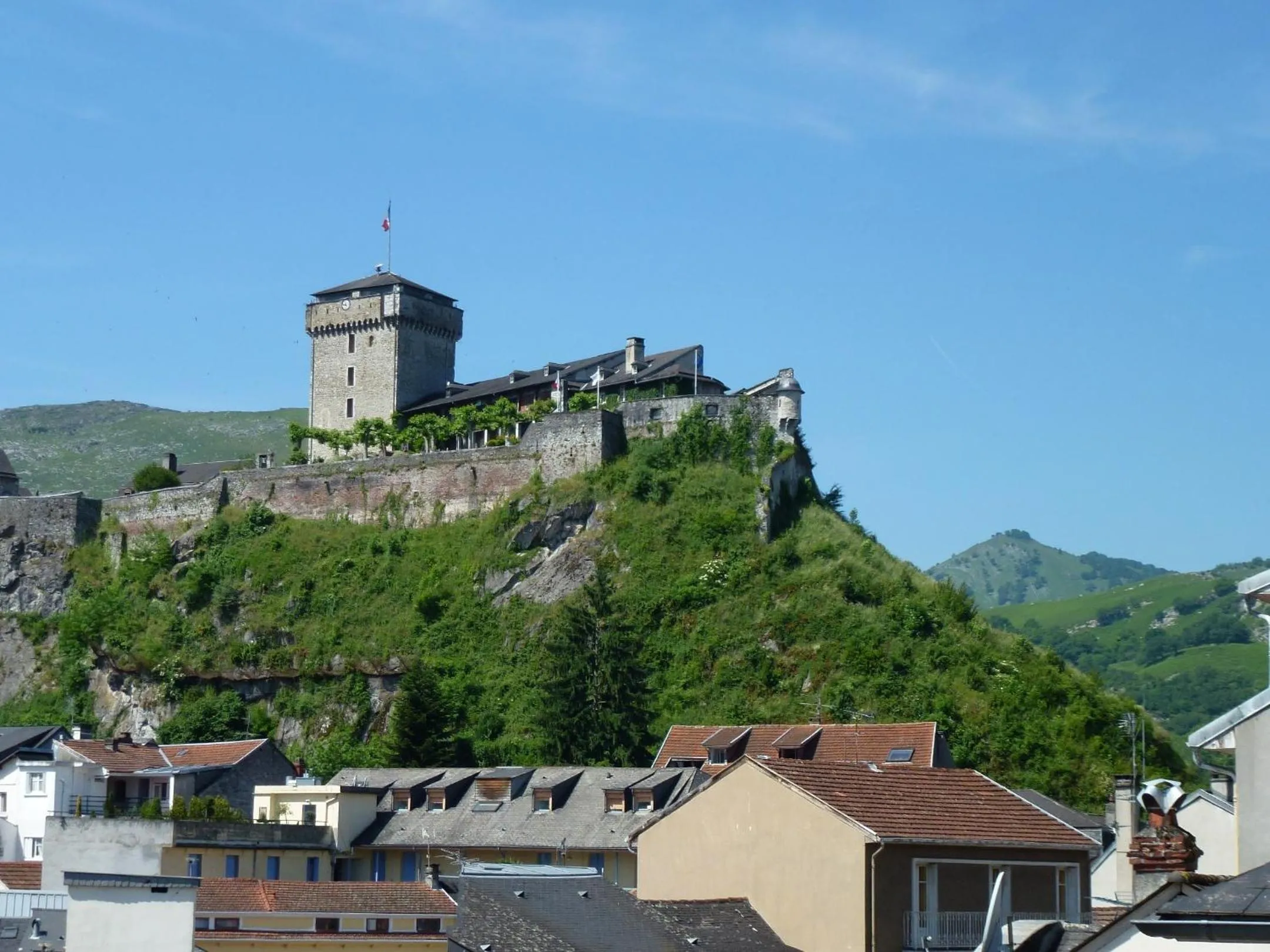 City view in Hôtel Croix des Nordistes
