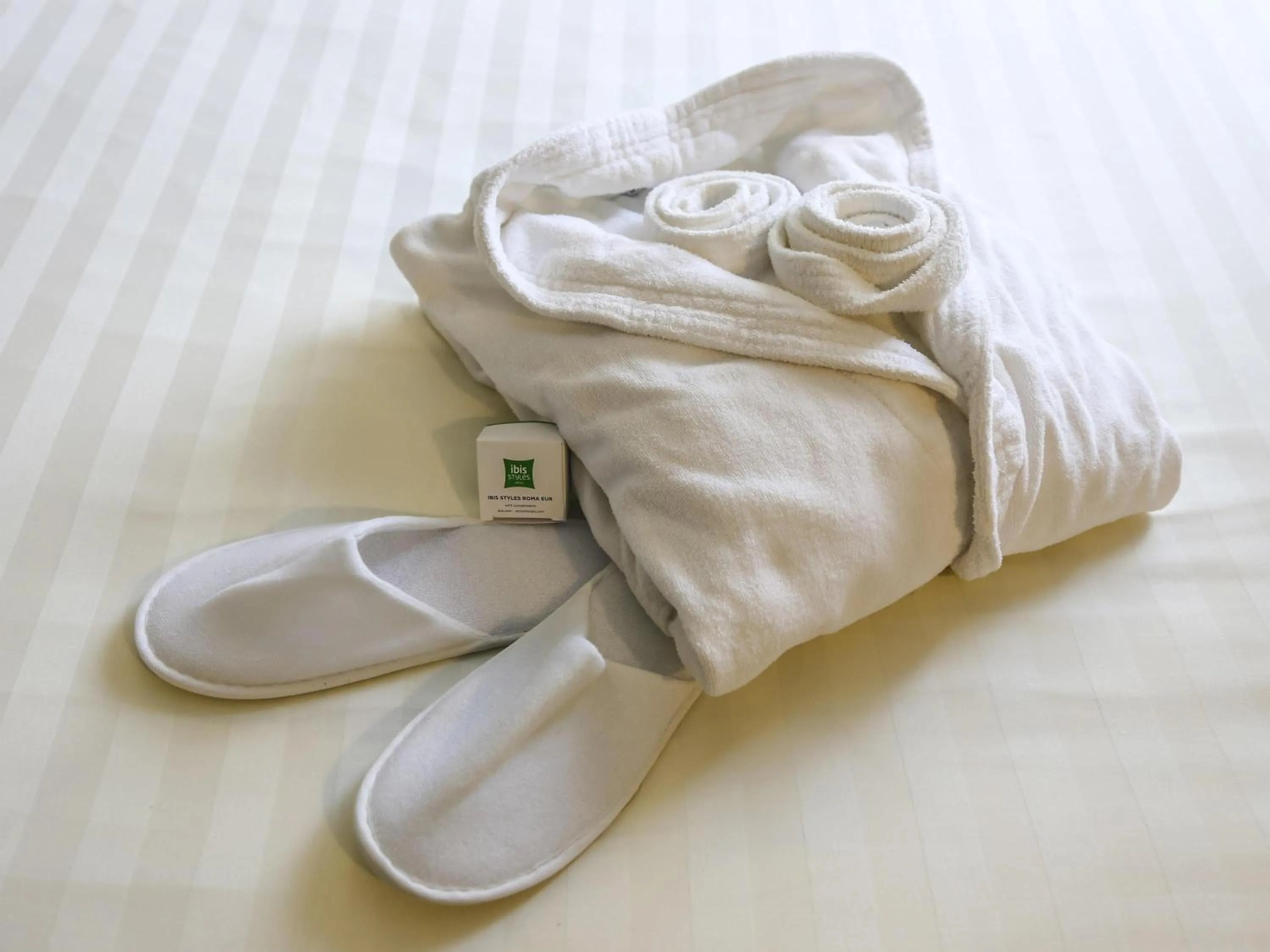 Bedroom, Bed in Ibis Styles Roma Eur