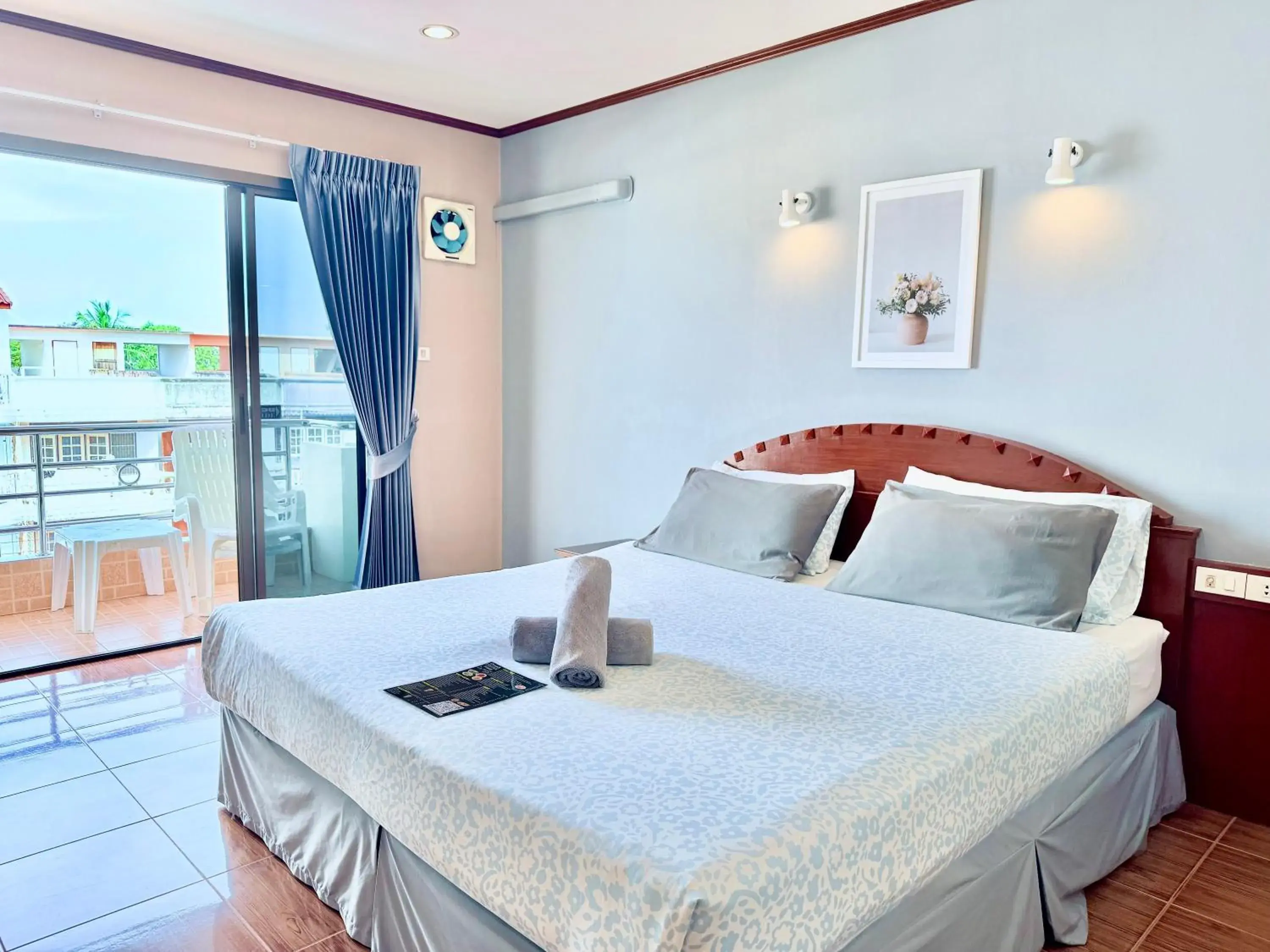 Superior Double Room with Balcony in CHA AM MY HOUSE Resort Superior Double Room with Balcony in CHA AM MY HOUSE Resort