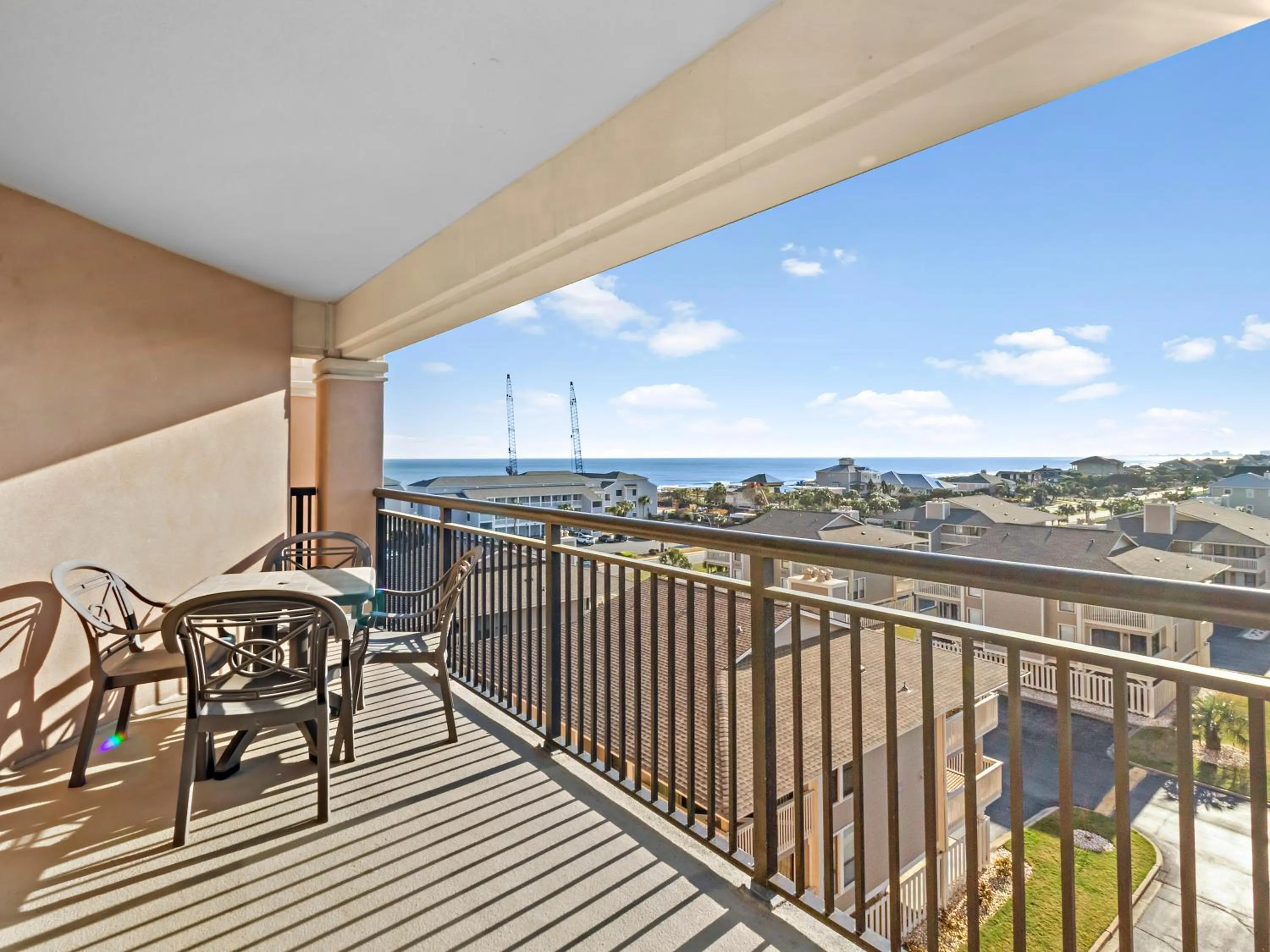Balcony/Terrace in Tilghman Beach and Golf Resort