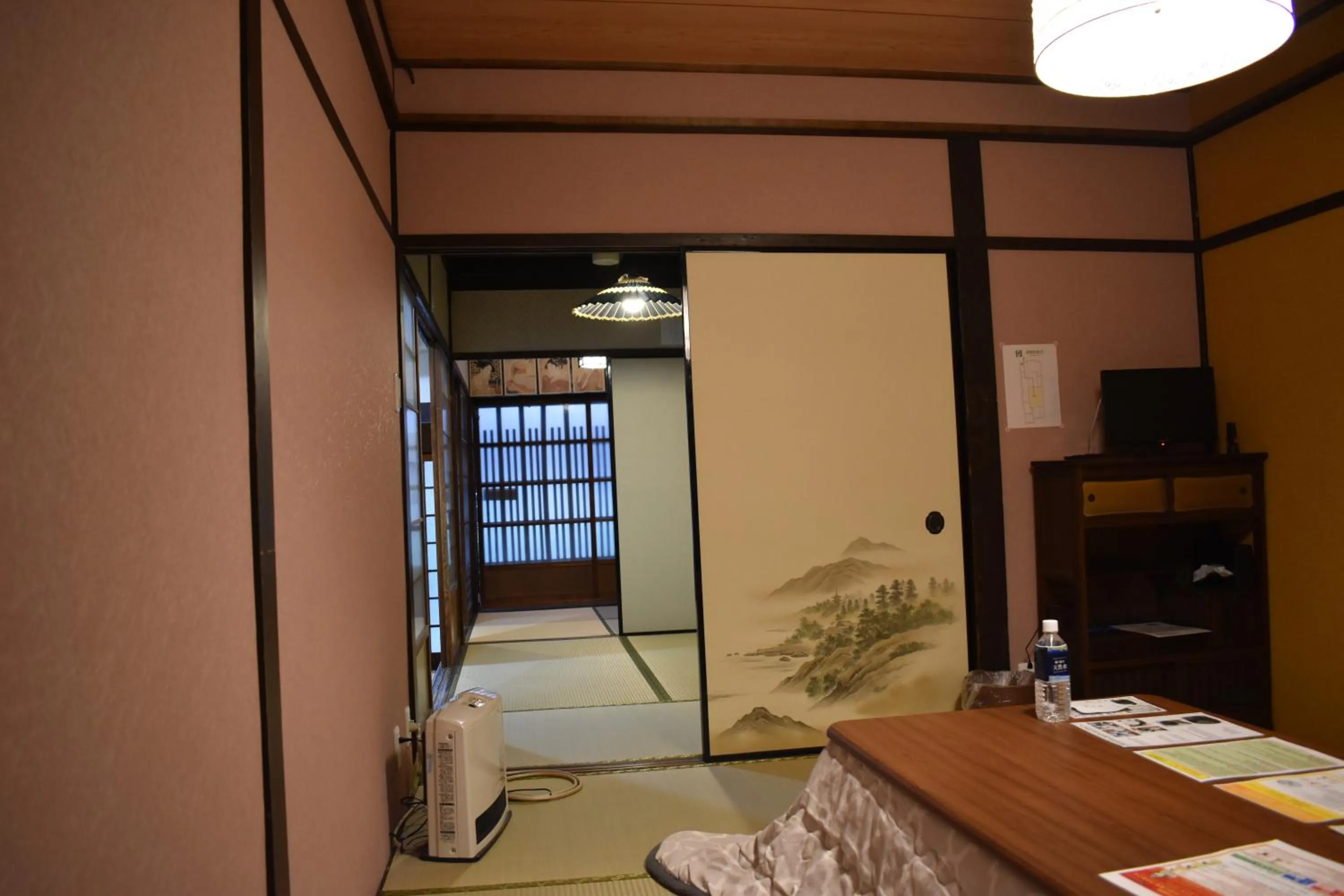 Living room in Nishioji TANUKI 西大路 狸
