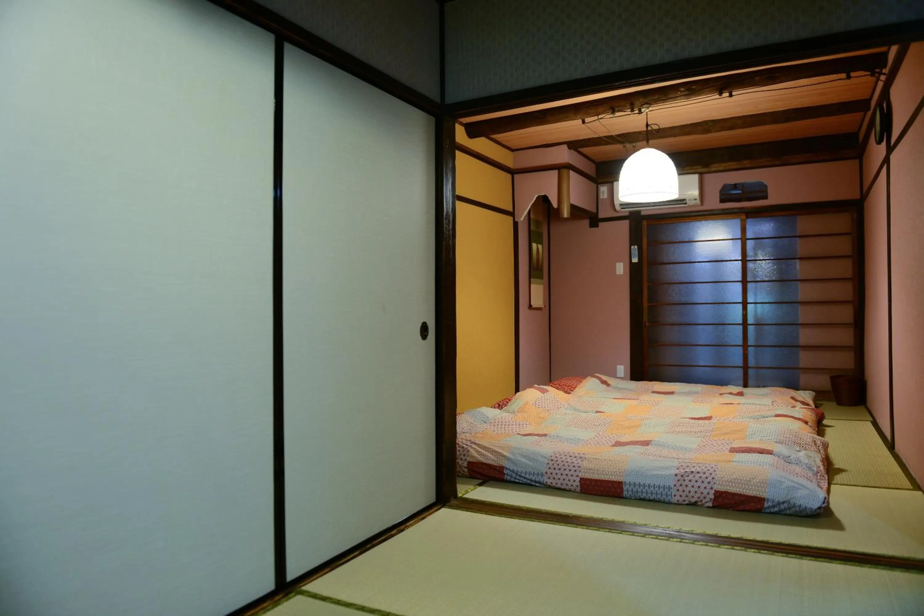 Other, Bed in Nishioji TANUKI 西大路 狸