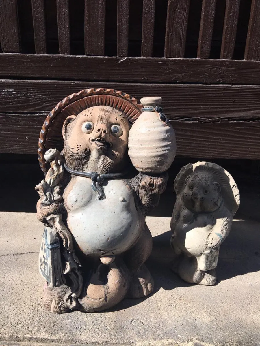 Property building in Nishioji TANUKI 西大路 狸