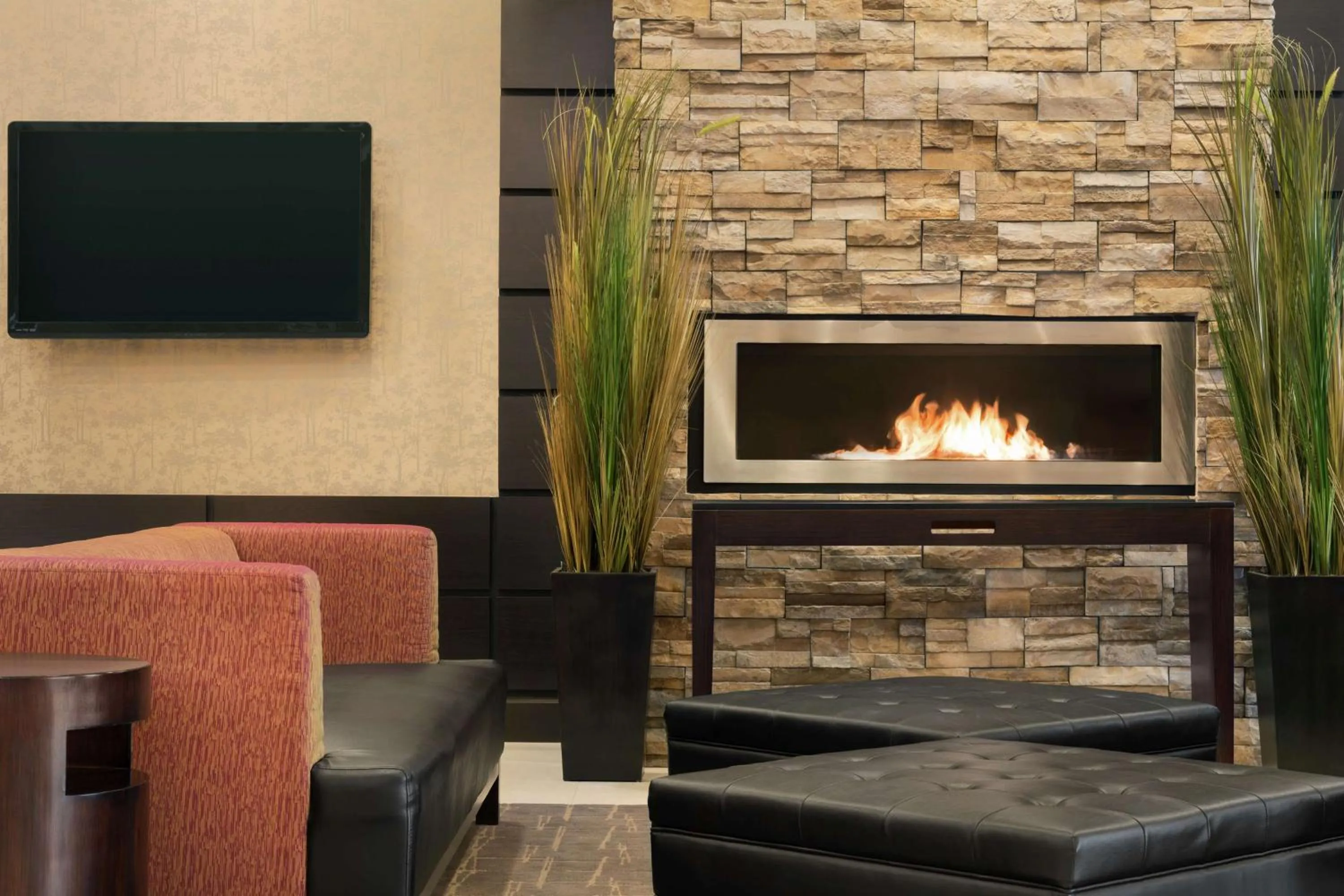 Lobby or reception in Embassy Suites by Hilton Salt Lake West Valley City