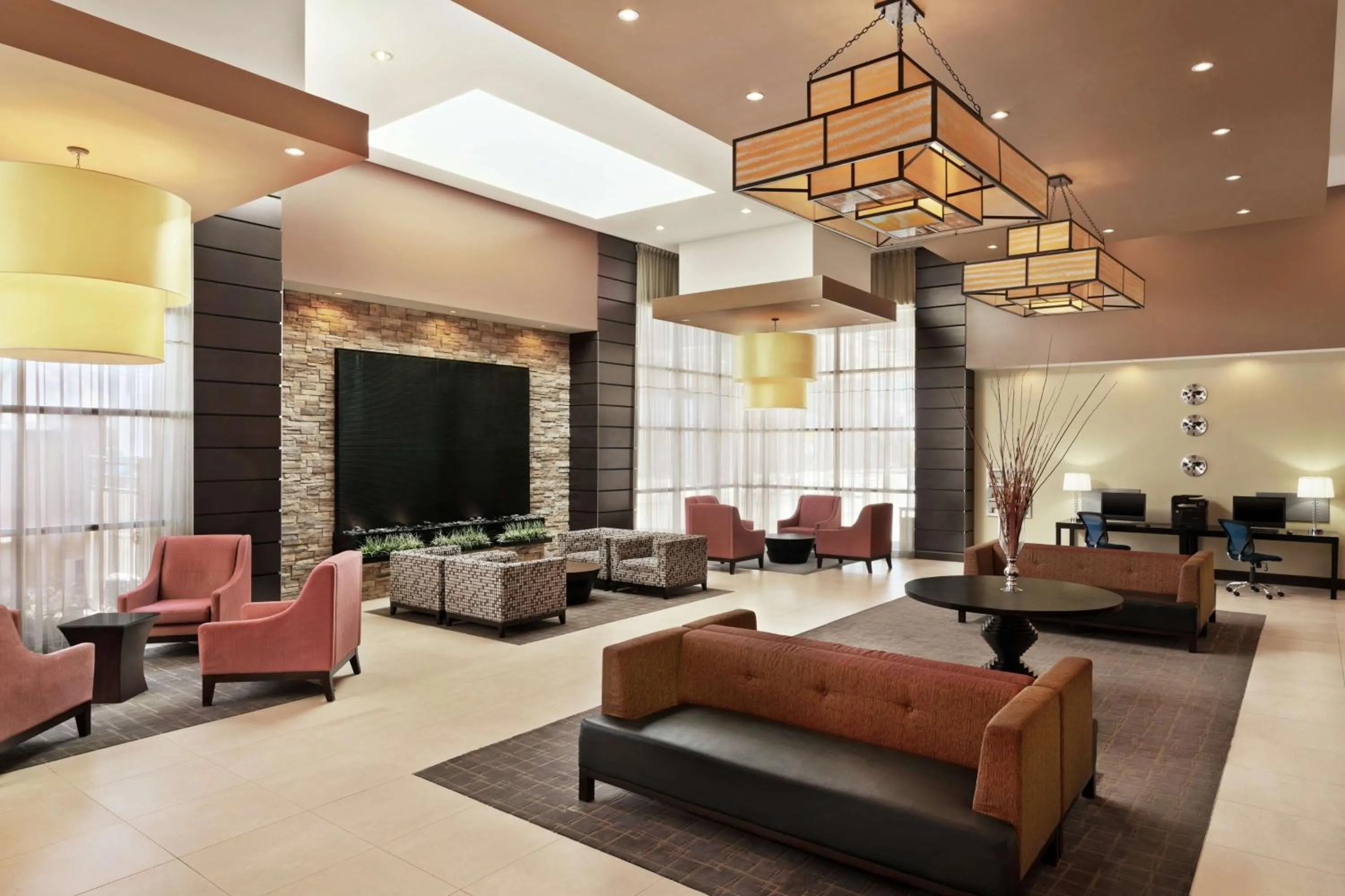 Lobby or reception in Embassy Suites by Hilton Salt Lake West Valley City