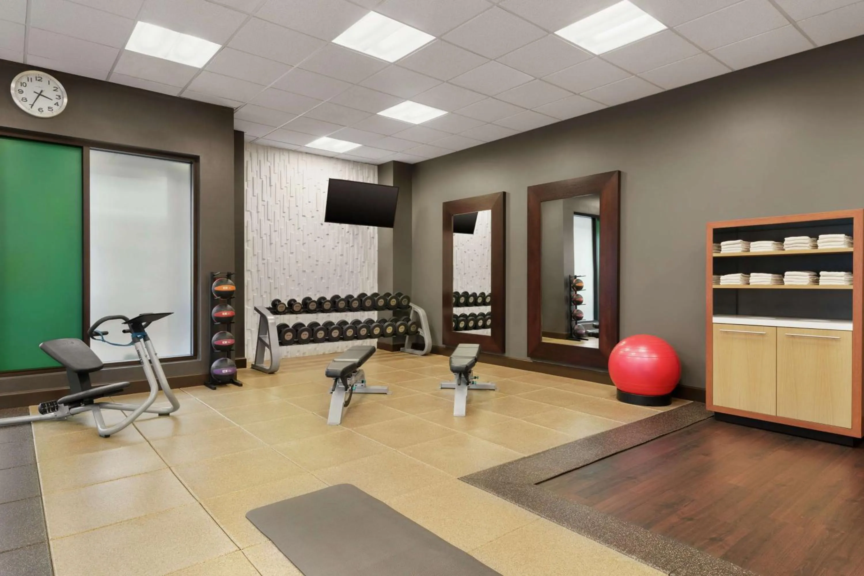 Fitness centre/facilities in Embassy Suites by Hilton Salt Lake West Valley City
