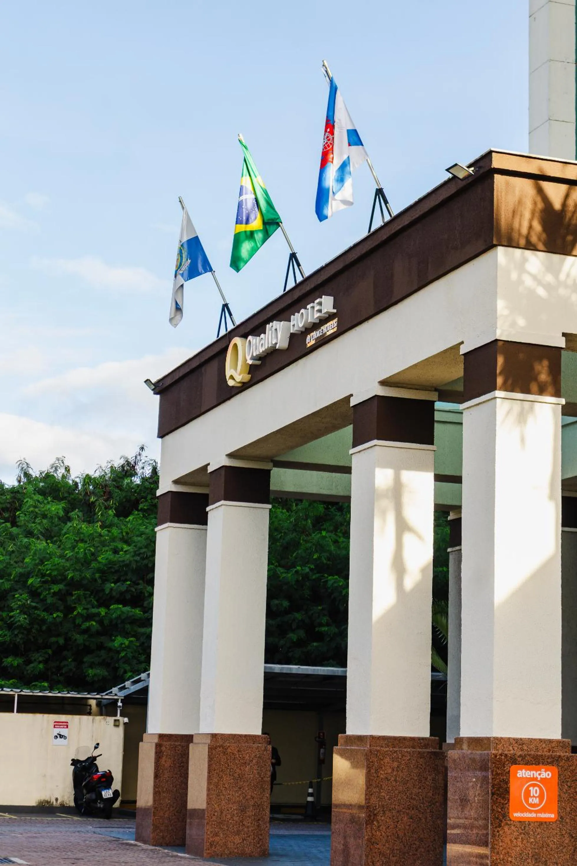 Facade/entrance in Quality Rio de Janeiro - Barra da Tijuca