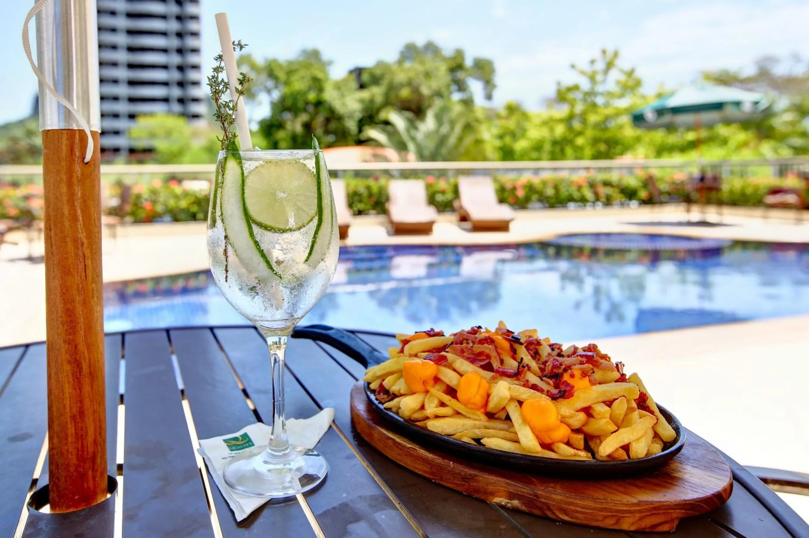 Swimming pool in Quality Rio de Janeiro - Barra da Tijuca