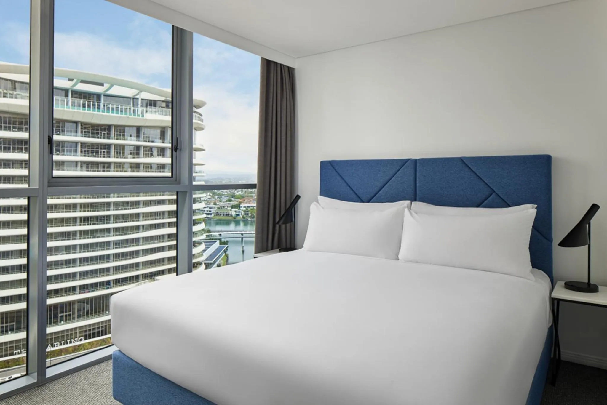 Bed in Meriton Suites Broadbeach