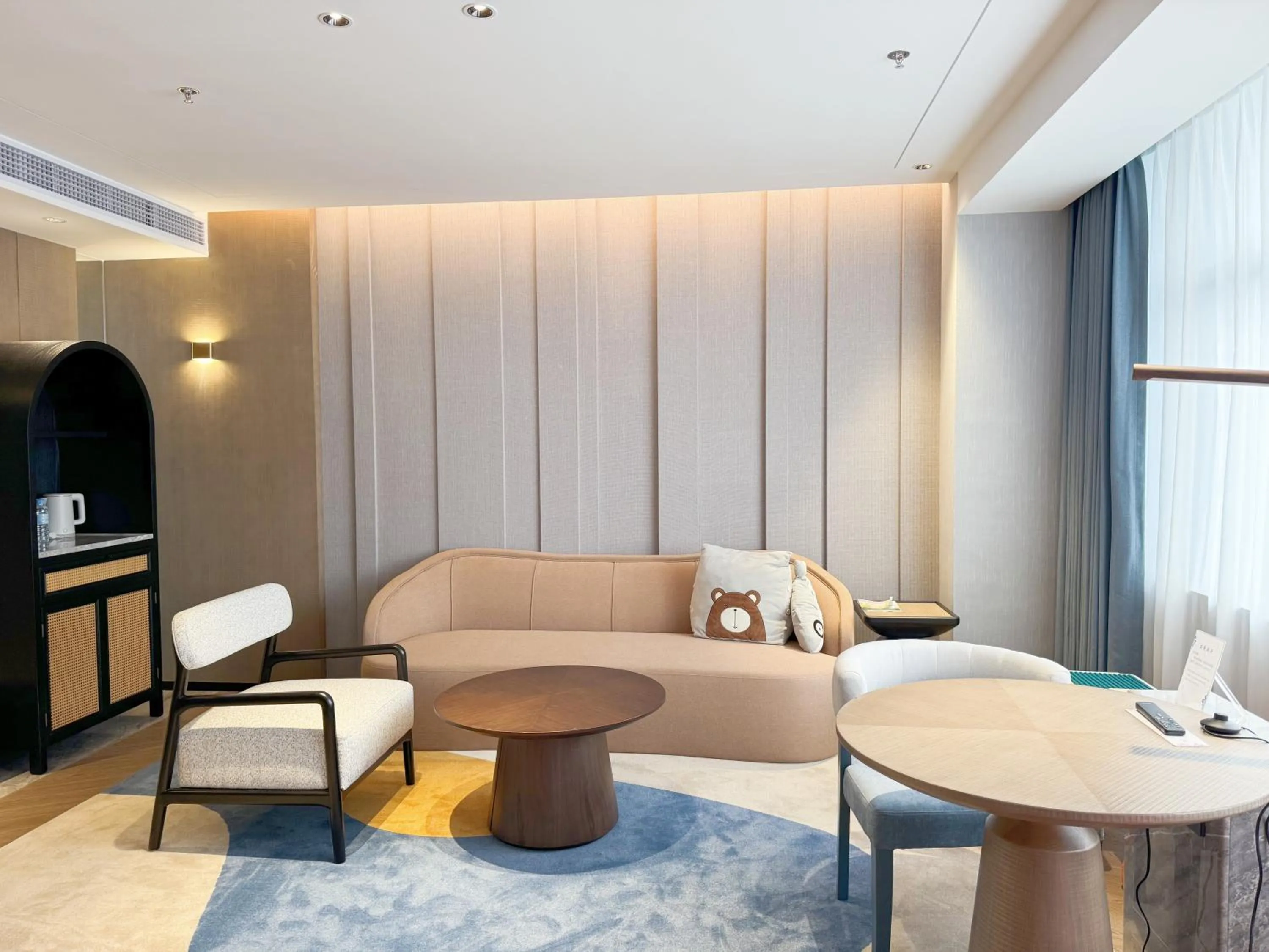 Photo of the whole room in Baiyun Hotel Guangzhou