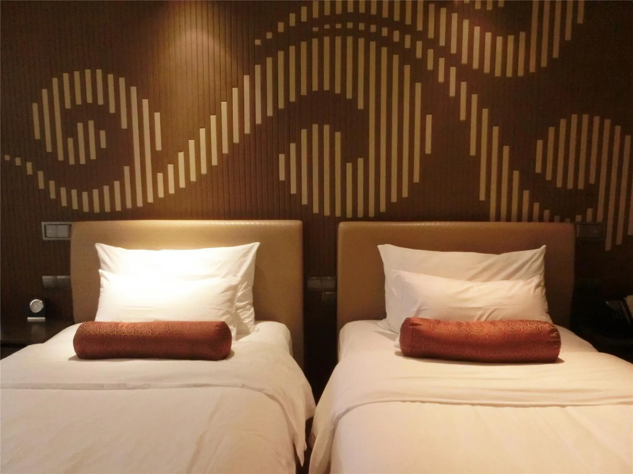 Bed in Baiyun Hotel Guangzhou