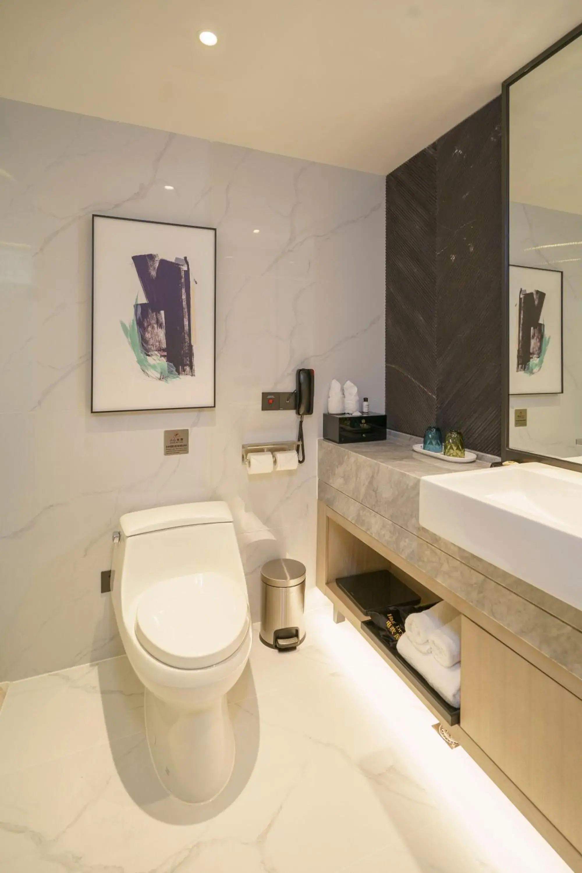 Executive Twin Room in Baiyun Hotel Guangzhou Executive Twin Room in Baiyun Hotel Guangzhou