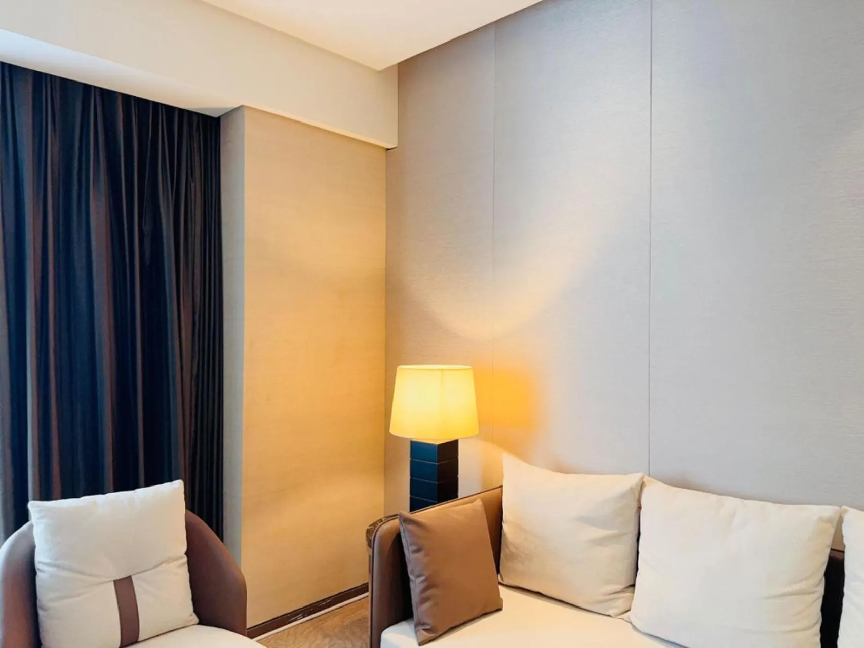 Seating area in Baiyun Hotel Guangzhou