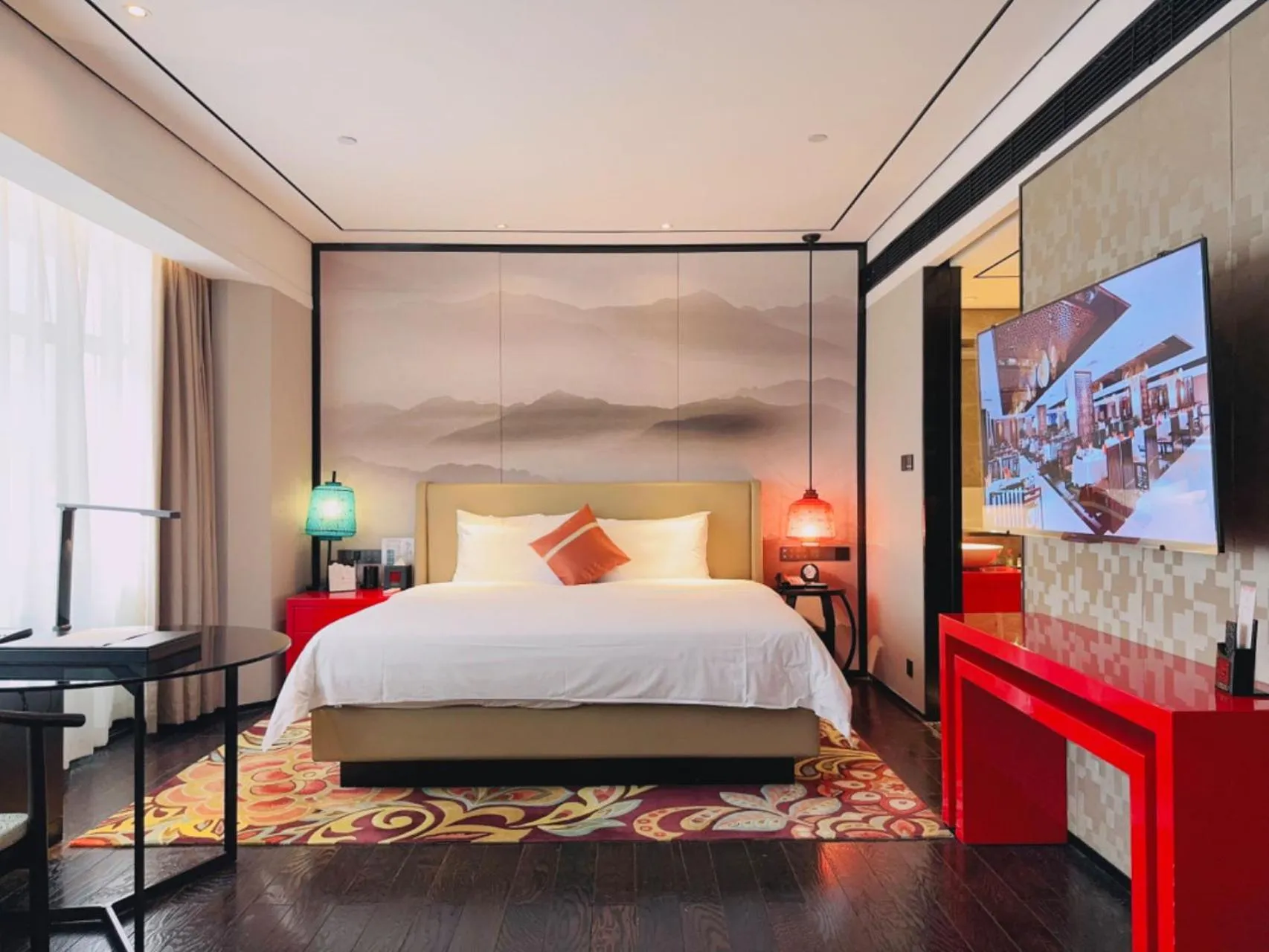 Photo of the whole room, Bed in Baiyun Hotel Guangzhou