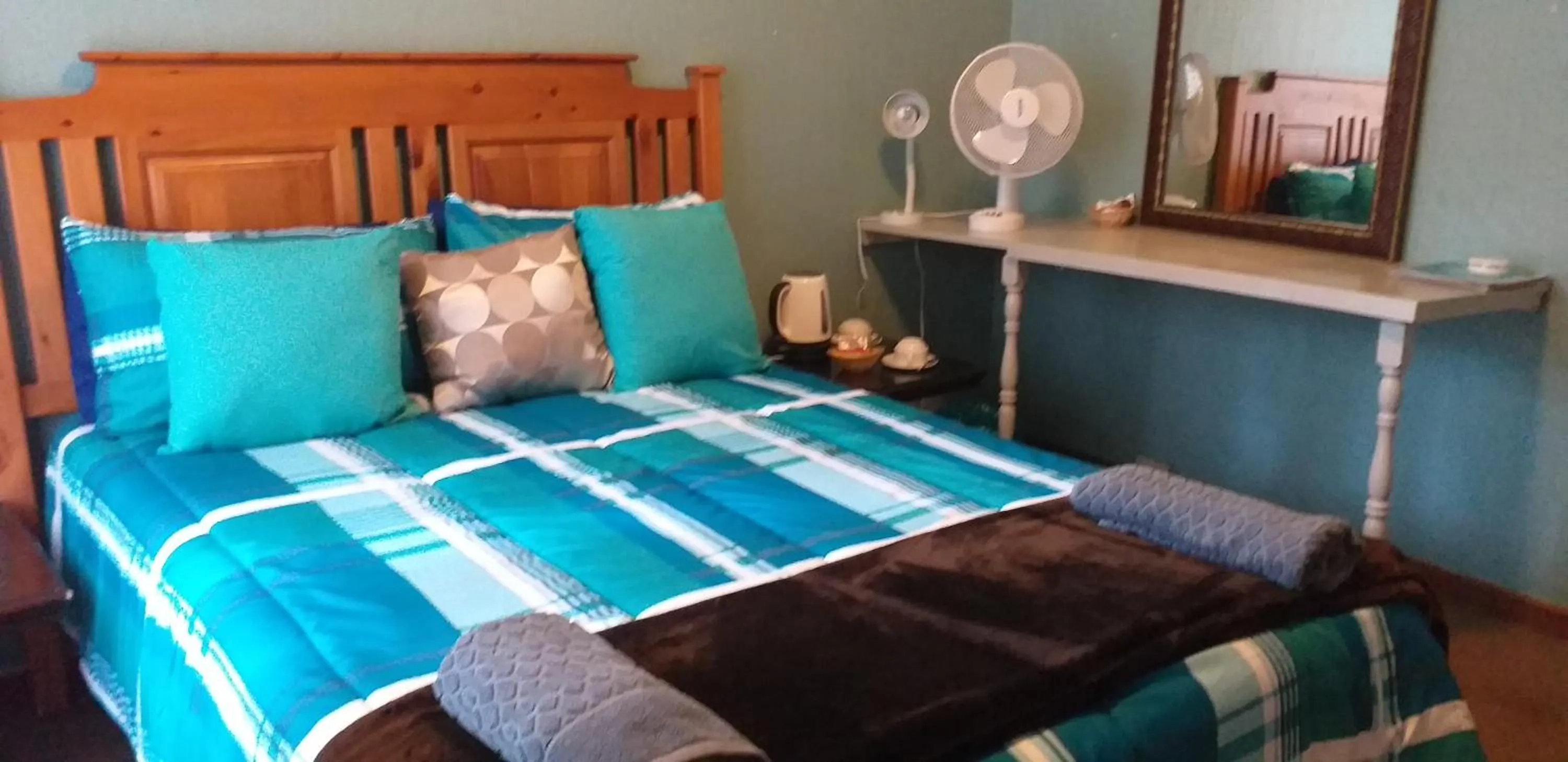 Bed in Thrush Nest Durban