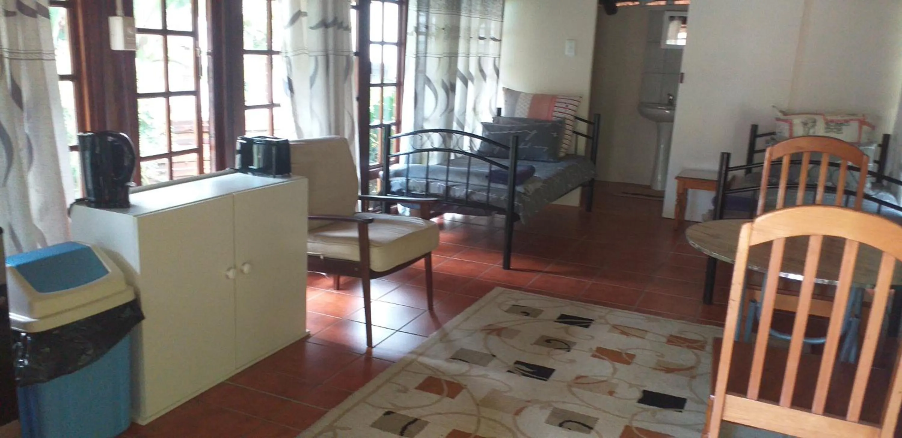 Photo of the whole room in Thrush Nest Durban