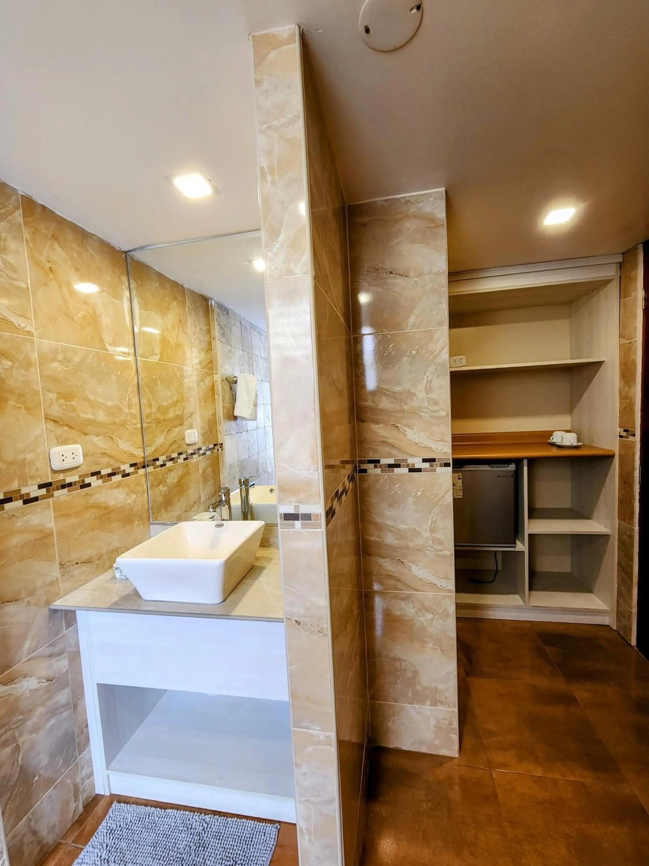 Bathroom in El Mariscal Cusco