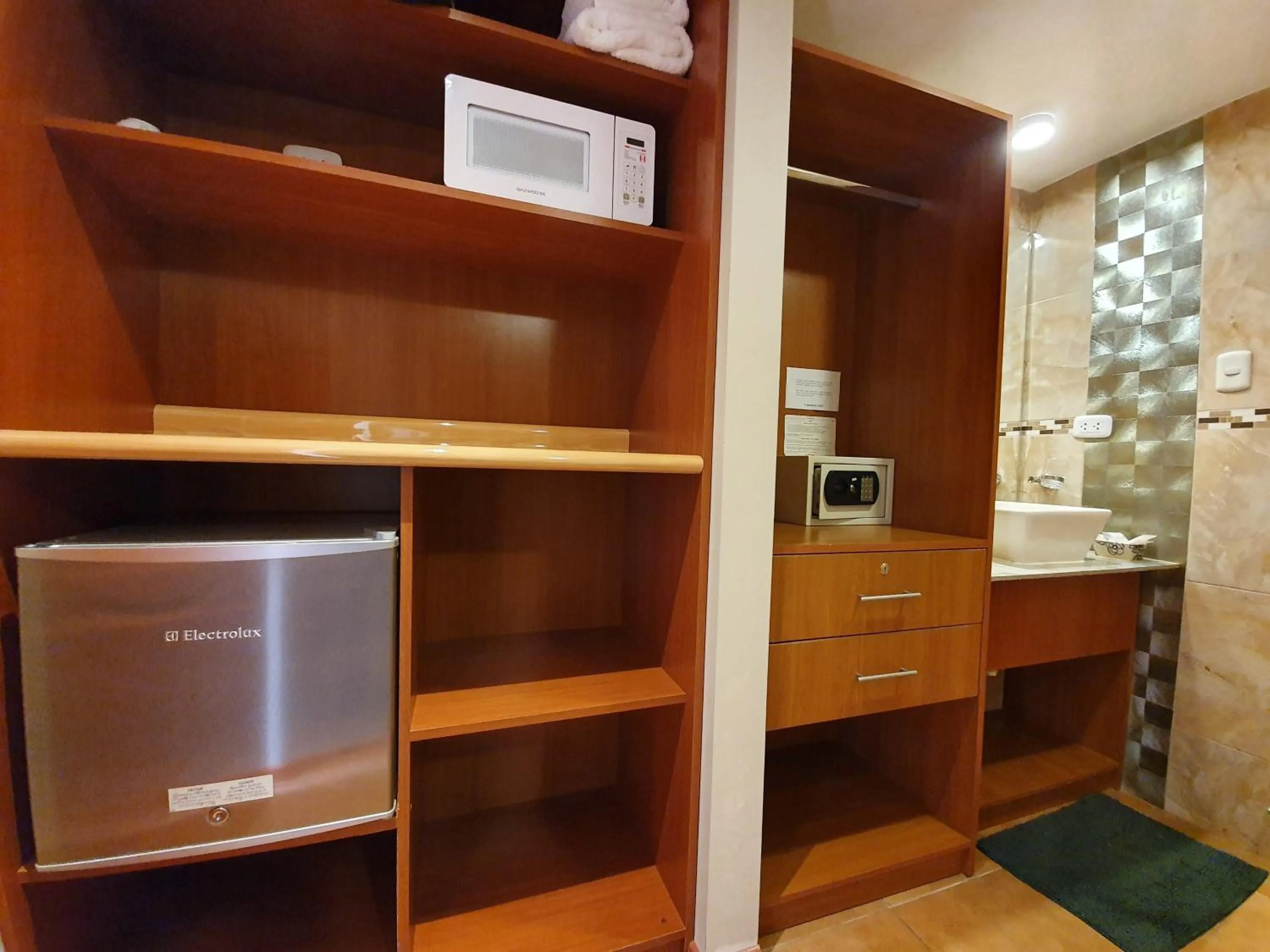 wardrobe in El Mariscal Cusco