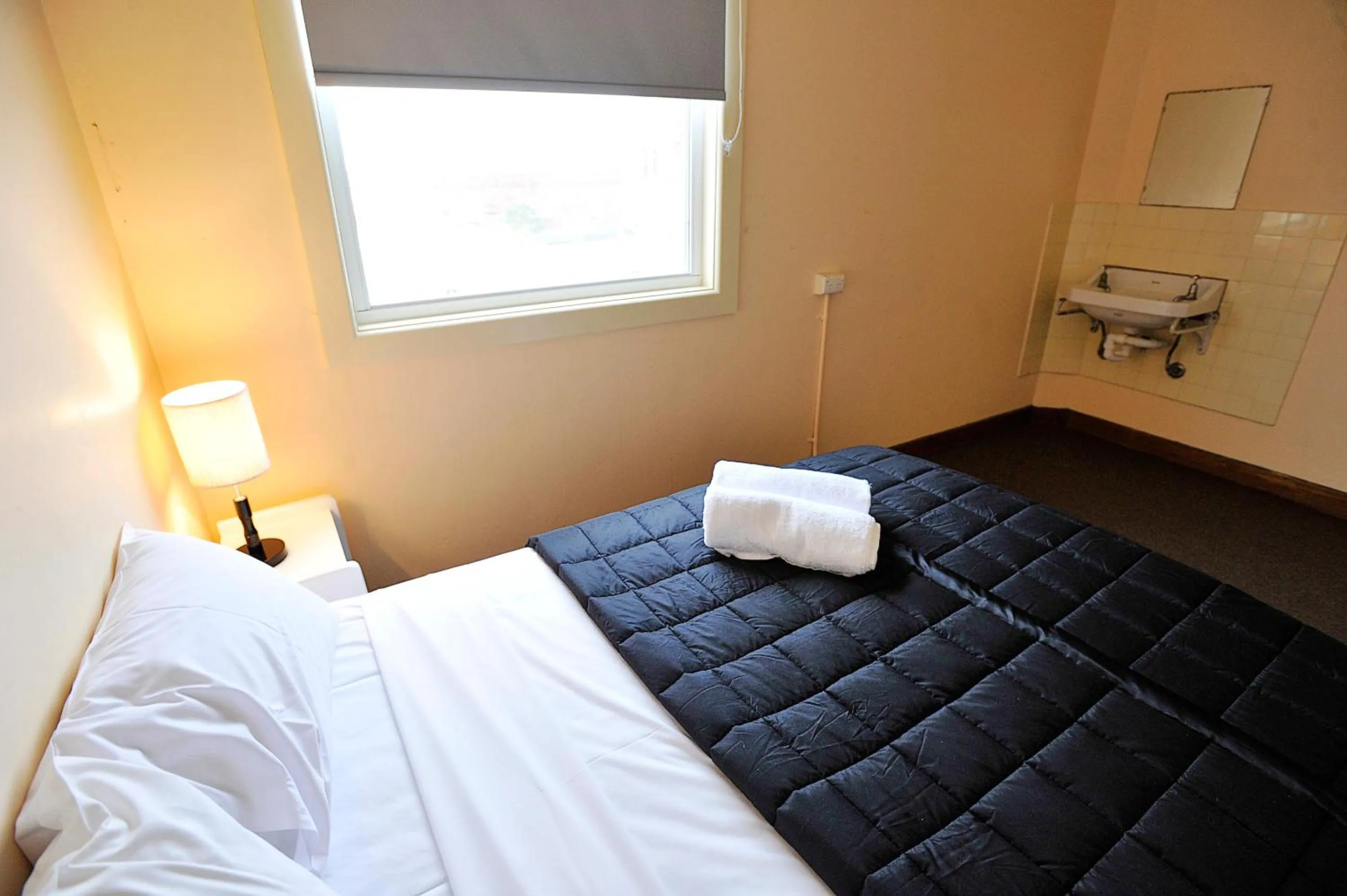 Bed in The Lakes Hotel