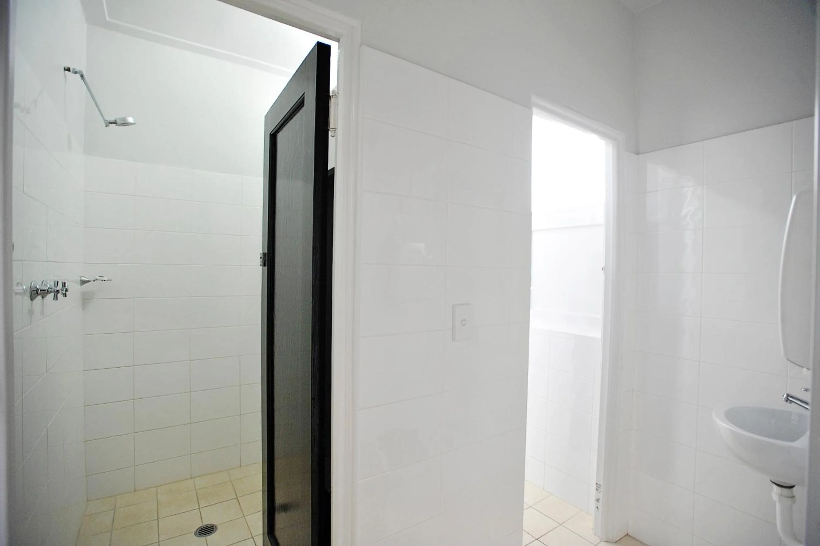 Bathroom in The Lakes Hotel