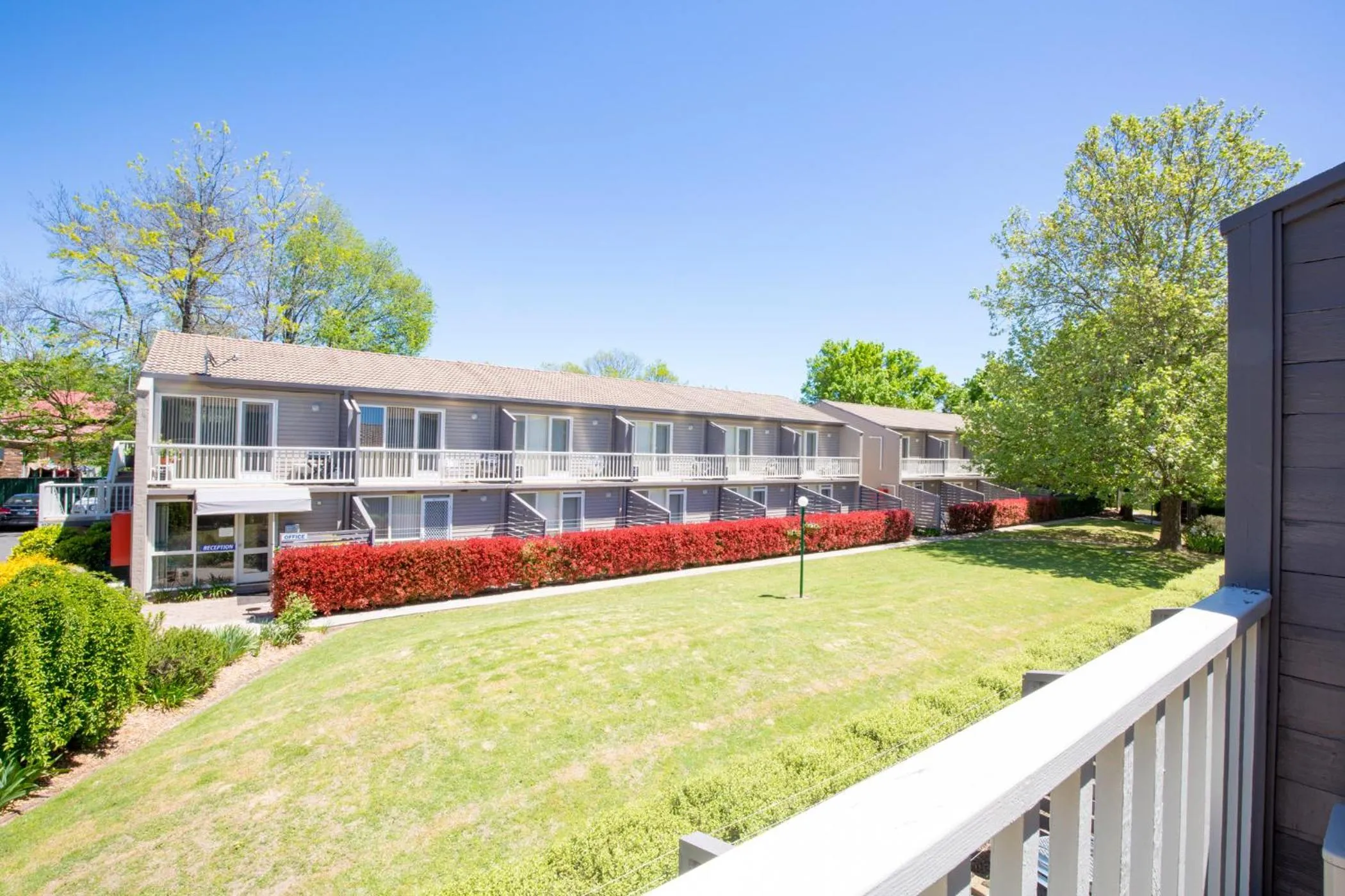 Property building in Summer East Apartments