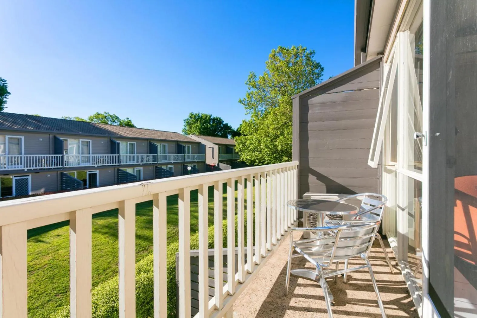 Balcony/Terrace in Summer East Apartments