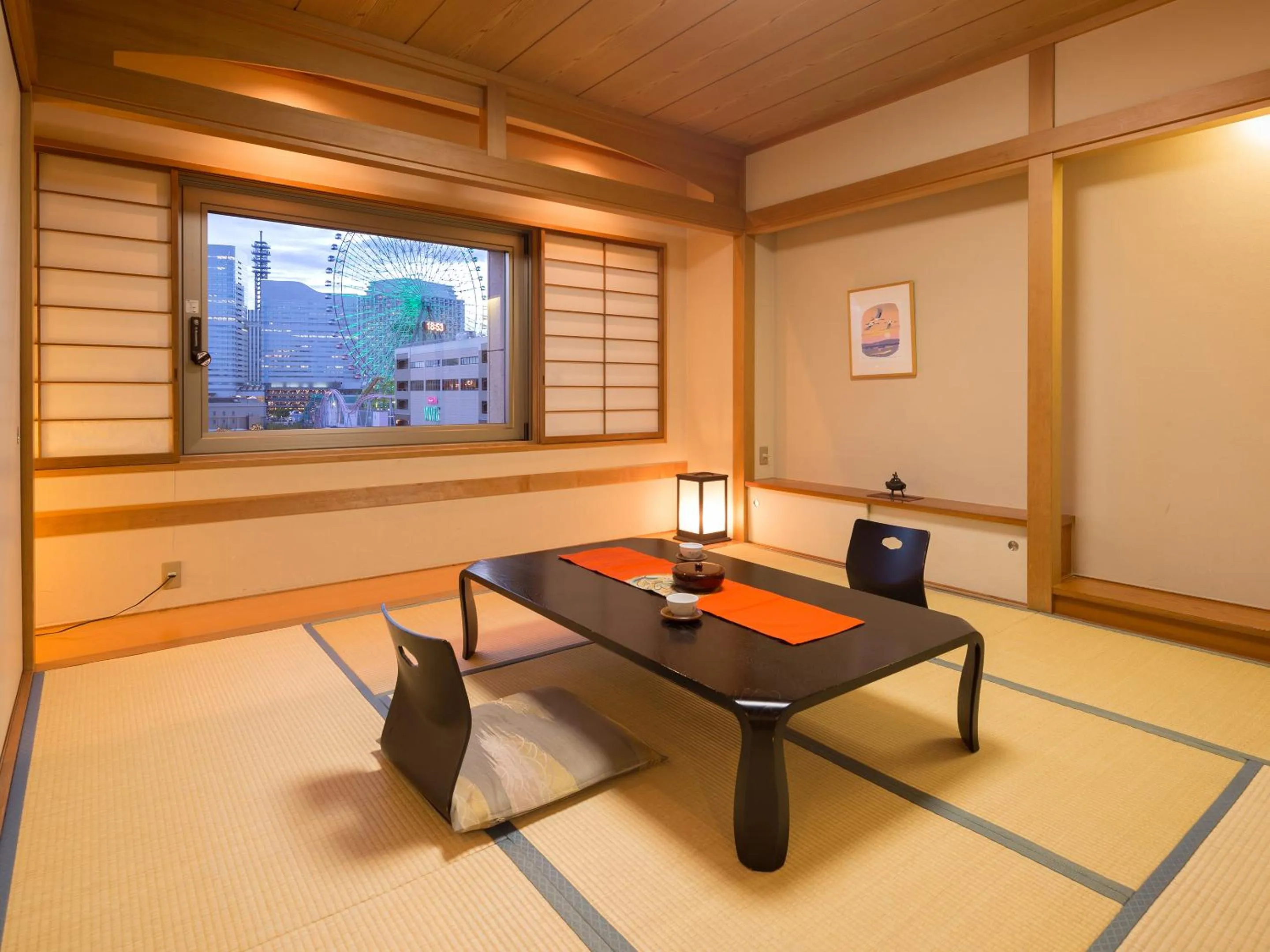 Photo of the whole room in Navios Yokohama