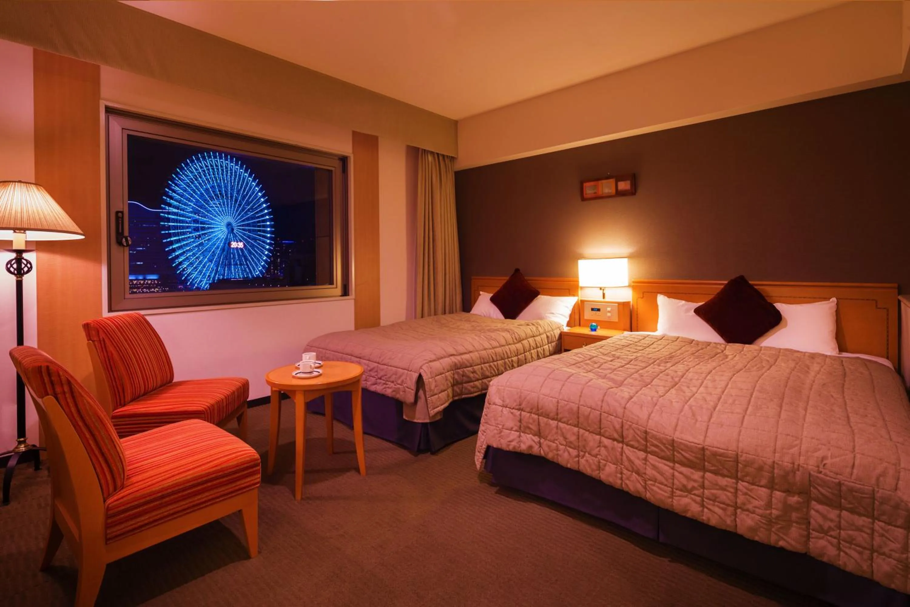 Photo of the whole room, Bed in Navios Yokohama