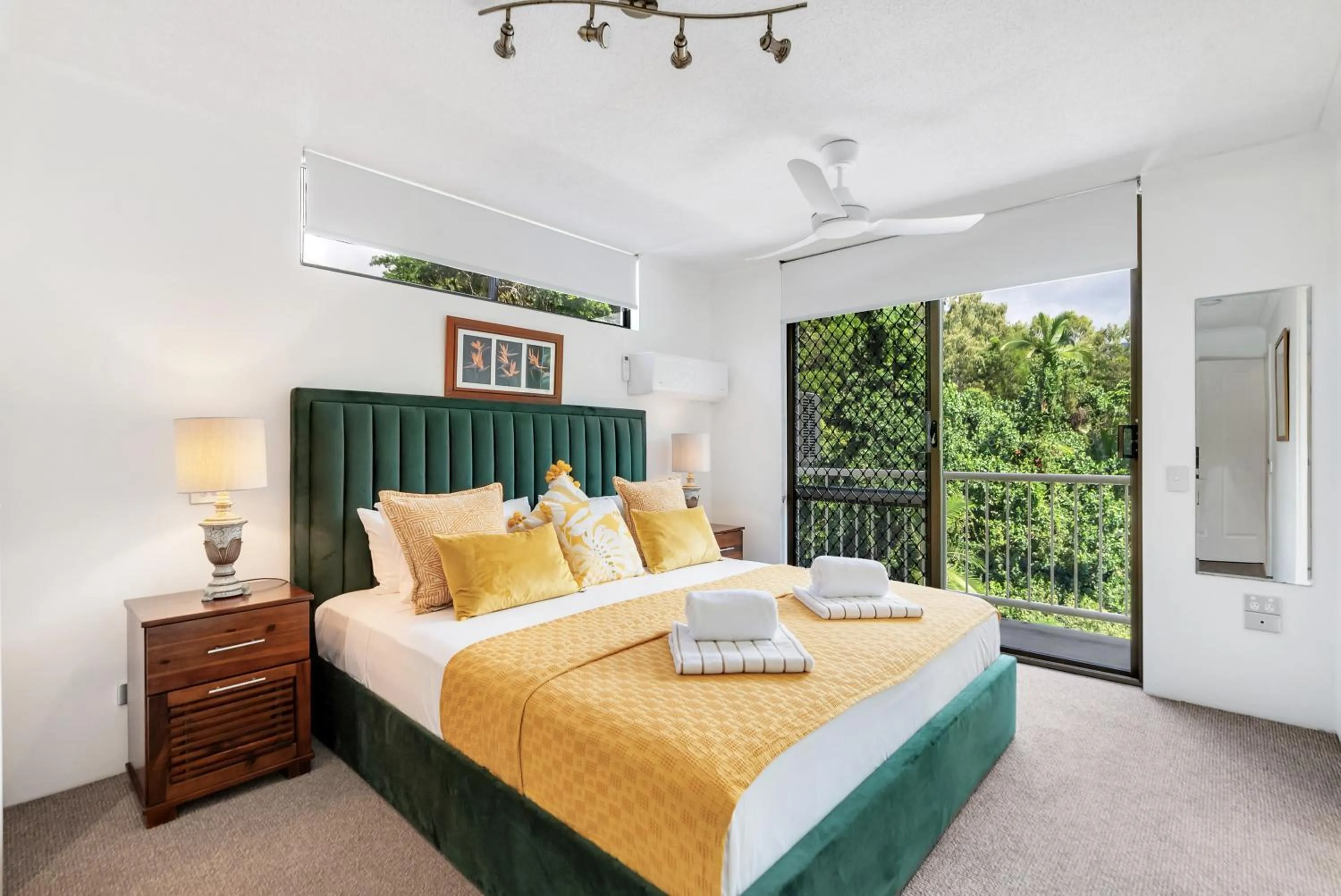 Bedroom, Bed in Argosy On The Beach