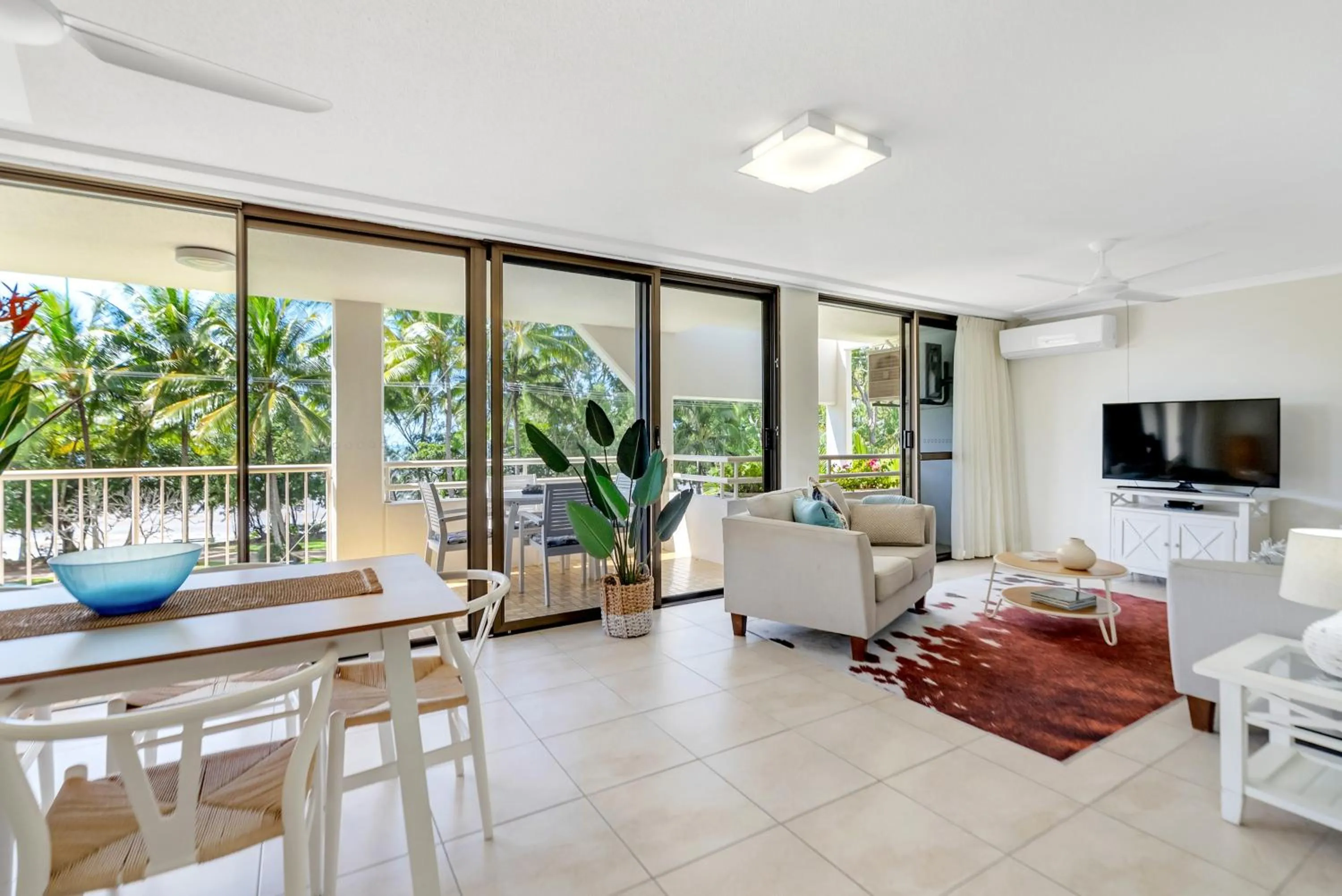 Living room in Argosy On The Beach