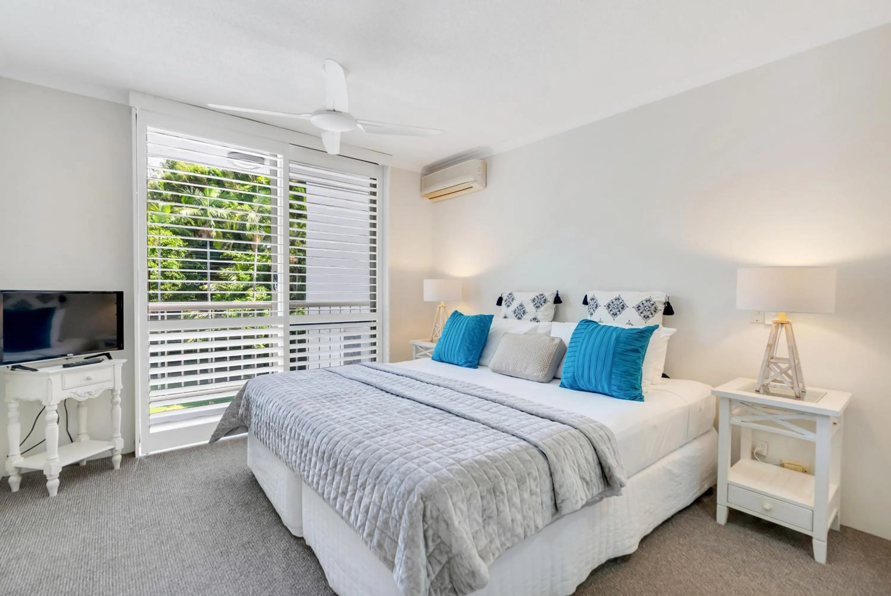 Bedroom, Bed in Argosy On The Beach