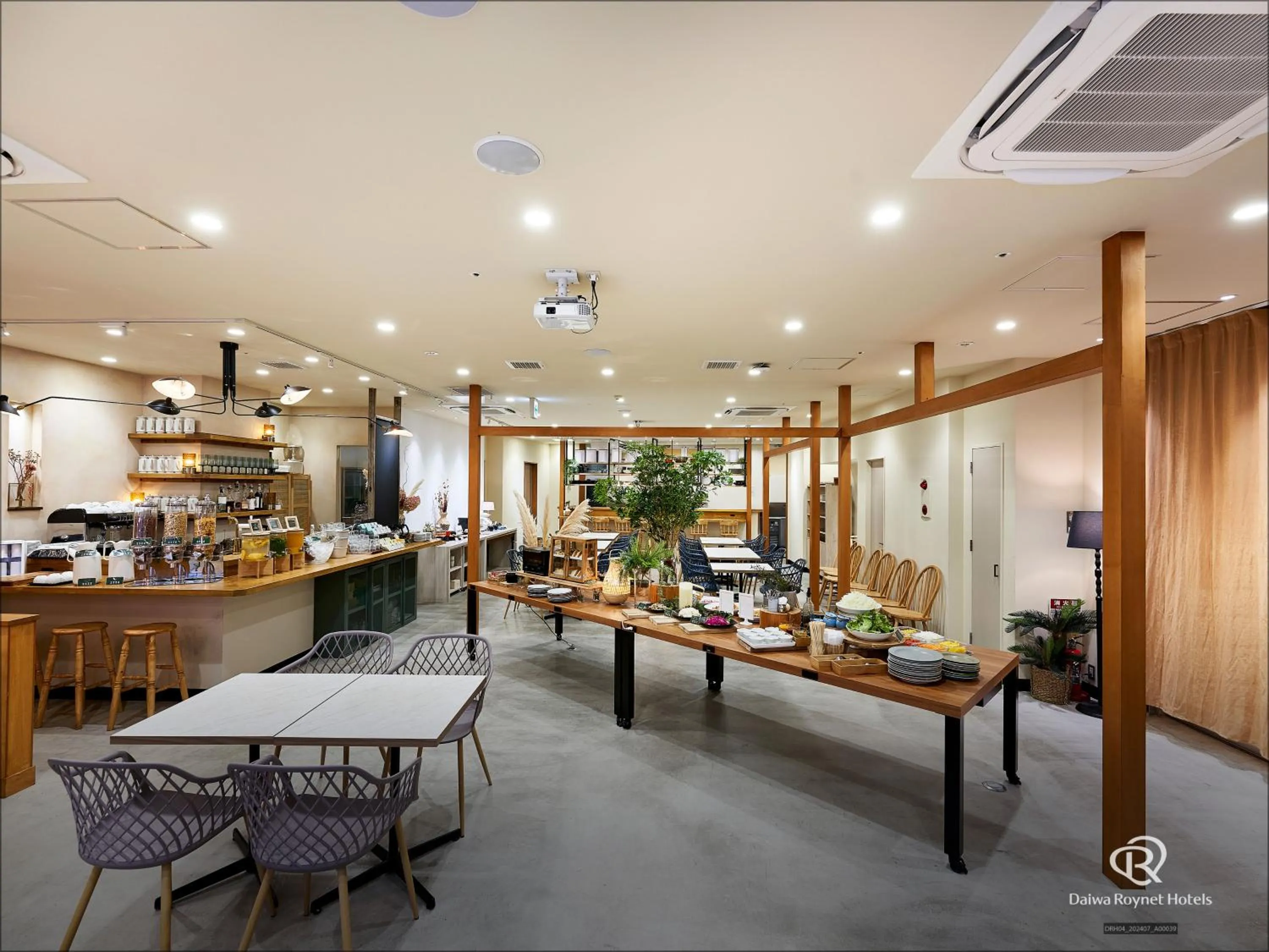 Restaurant/places to eat in Daiwa Roynet Hotel Nagoya Eki Mae