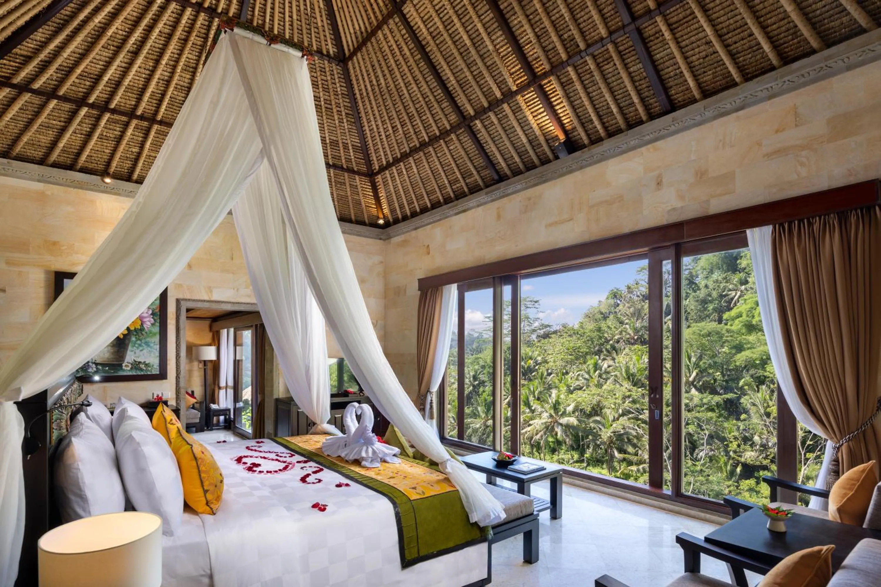 View (from property/room), Bed in The Royal Pita Maha