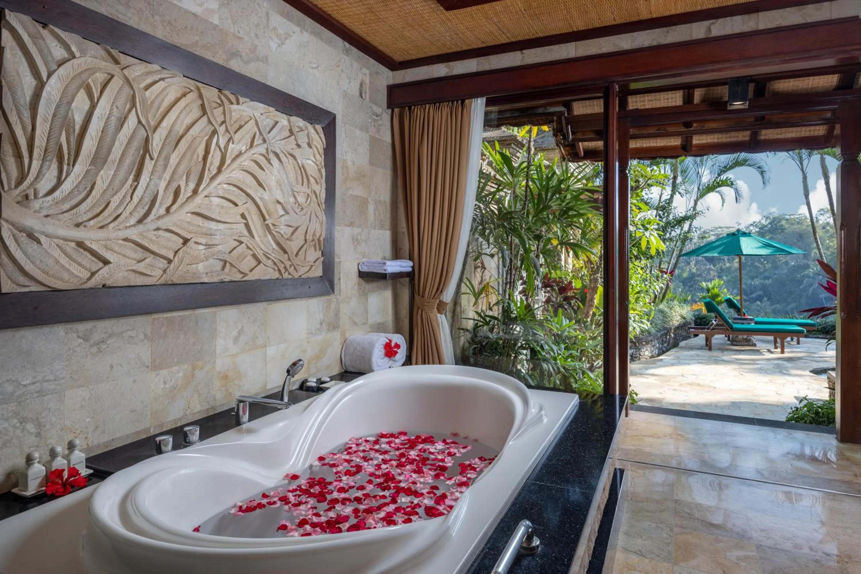 Garden in The Royal Pita Maha