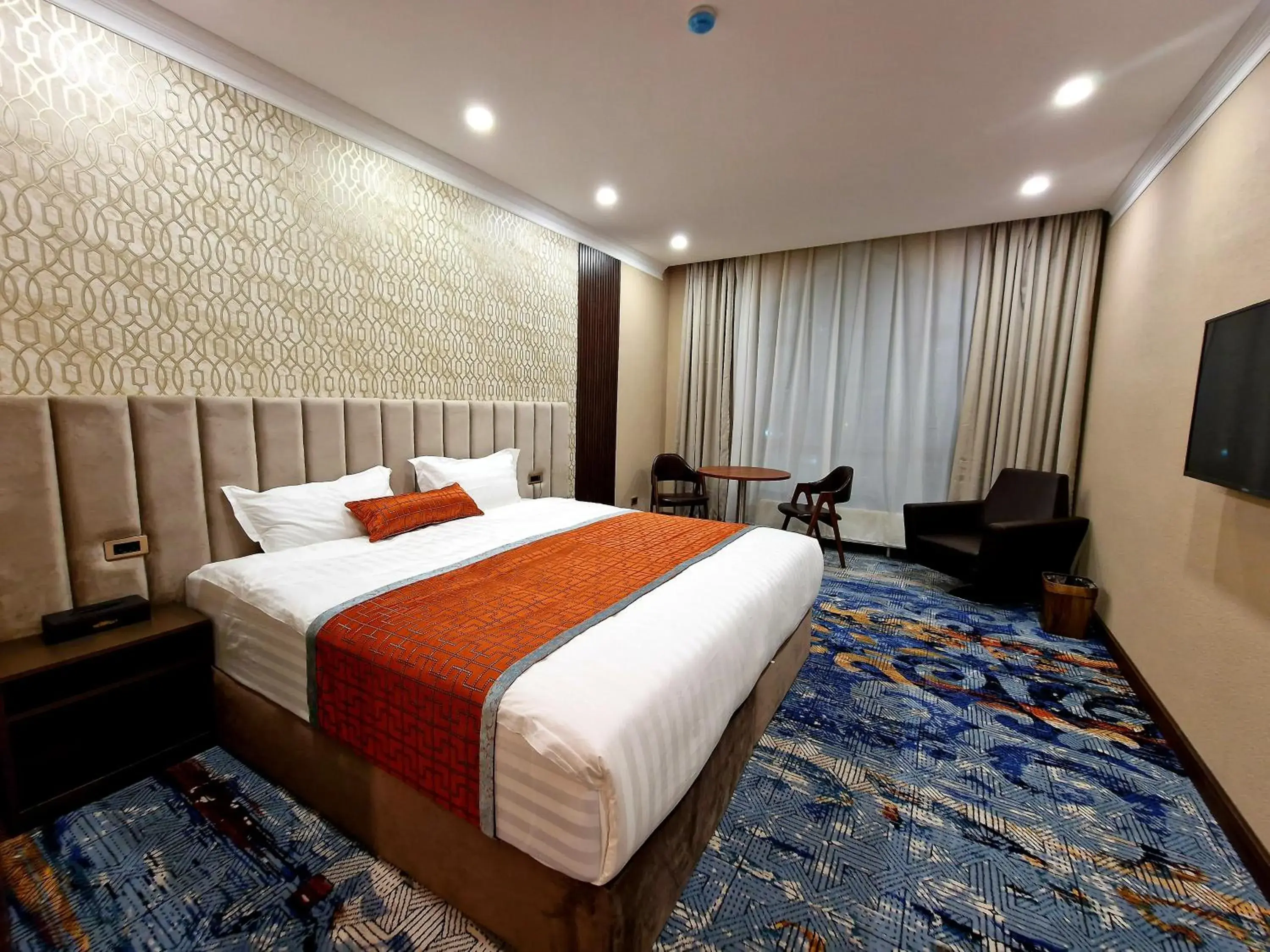 Deluxe Double Room in New West Hotel Deluxe Double Room in New West Hotel