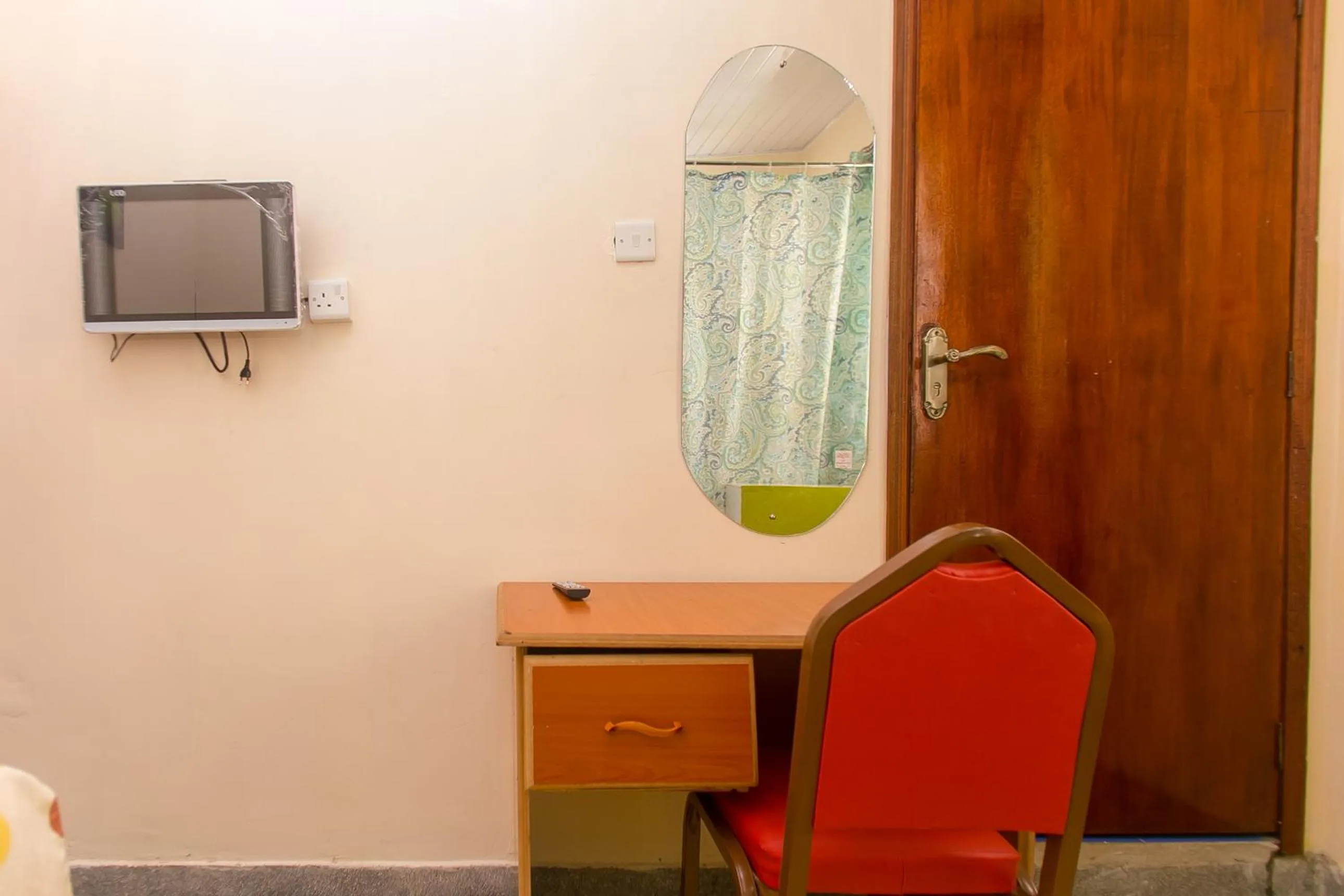 TV and multimedia in Zarita Boutique Hotel