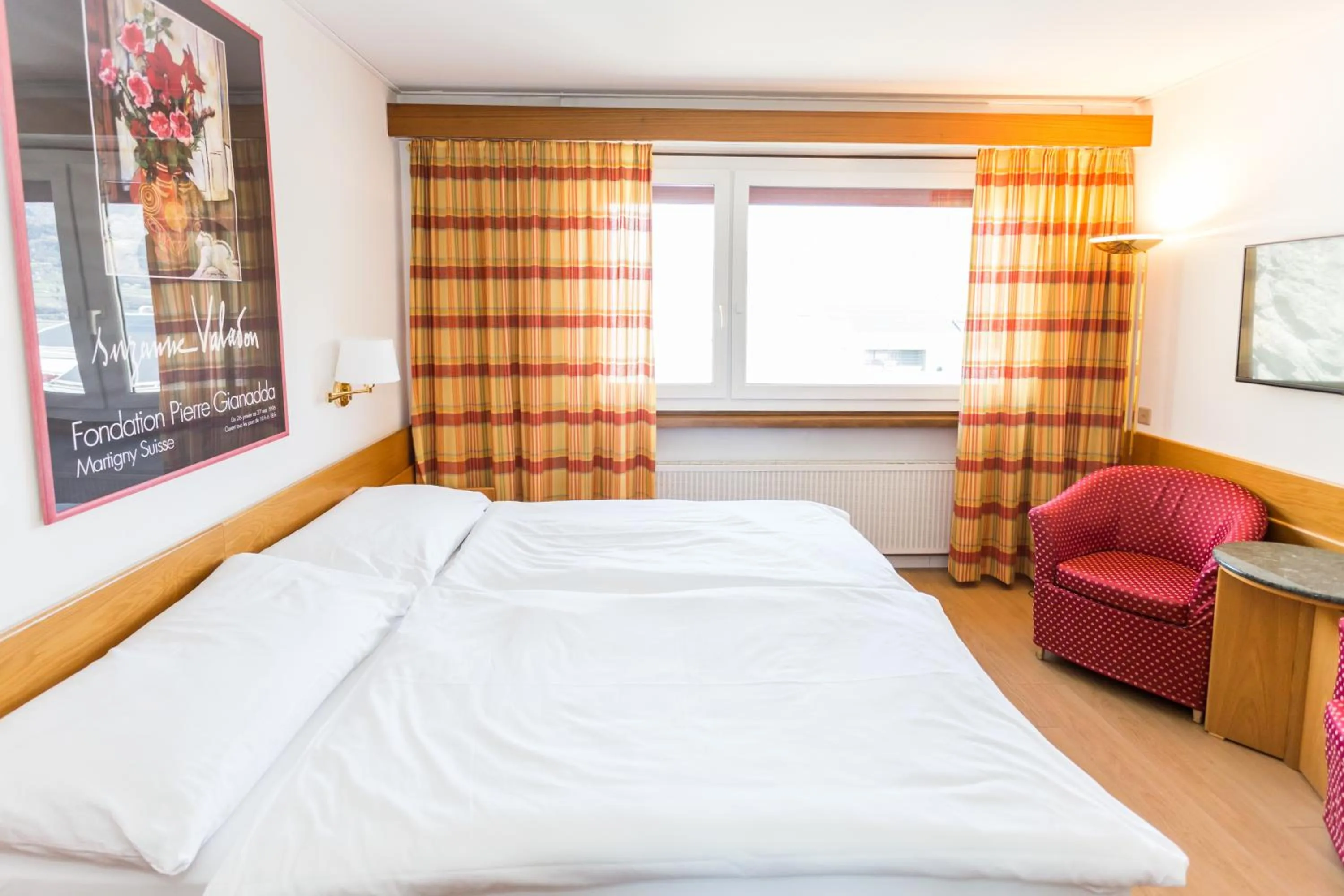 Bedroom in Hôtel du Rhône