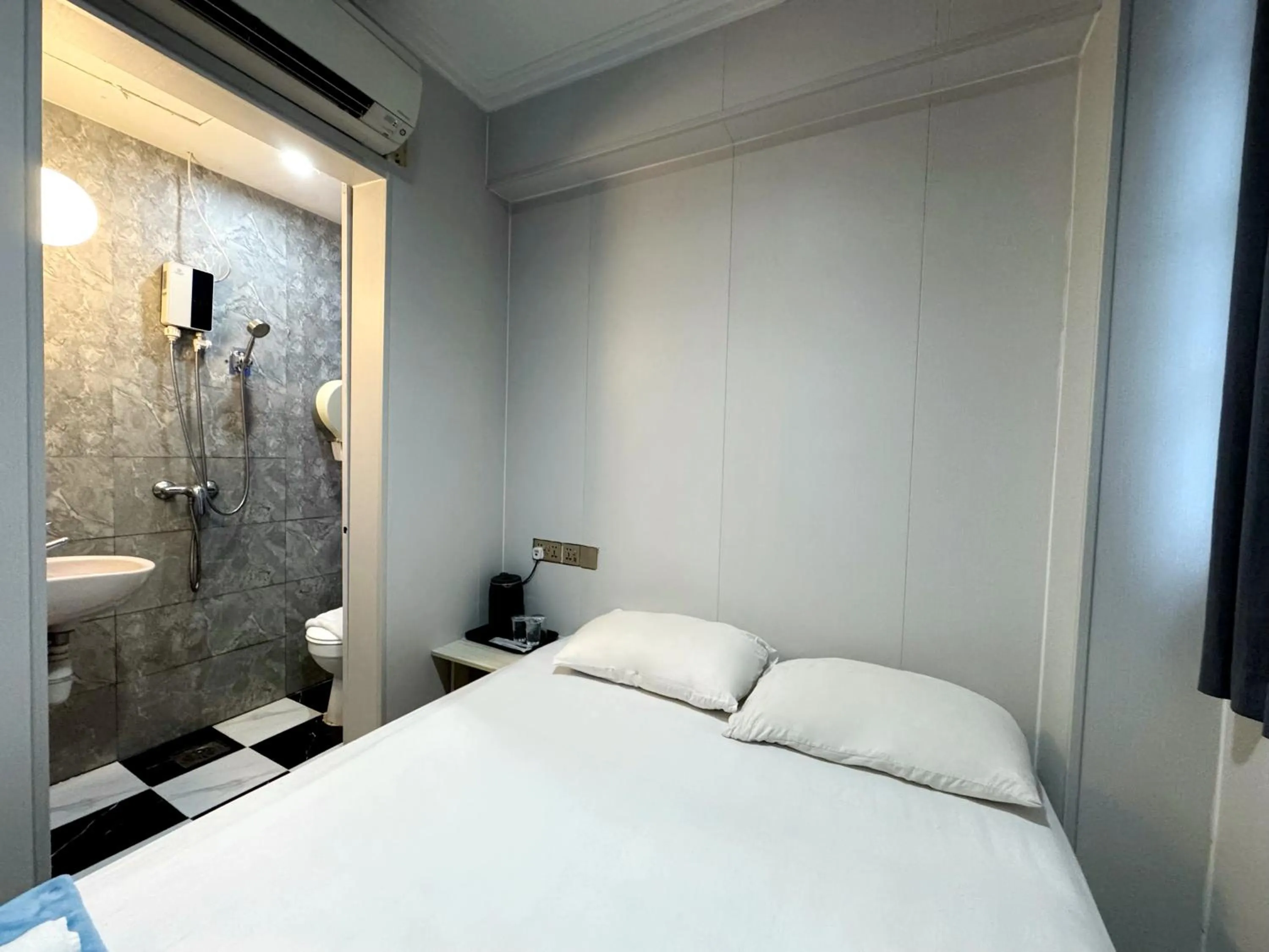 Bedroom, Bed in K Hotel 14